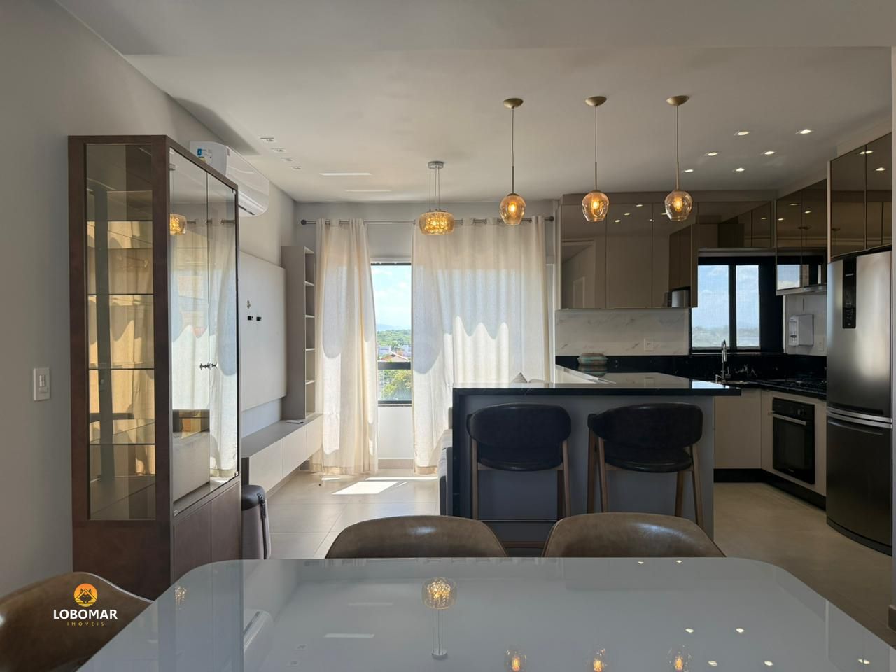 Cobertura mobiliada, vista mar, com 4 suítes, à 250m do mar - Itacolomi - Balneá - foto 1