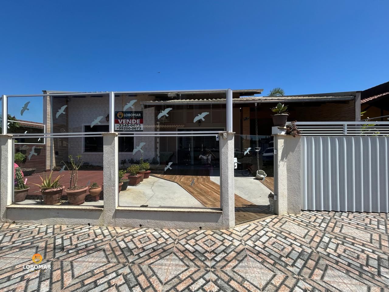 Ampla casa mobiliada, com 4 dormitórios, em Penha - SC - foto 1