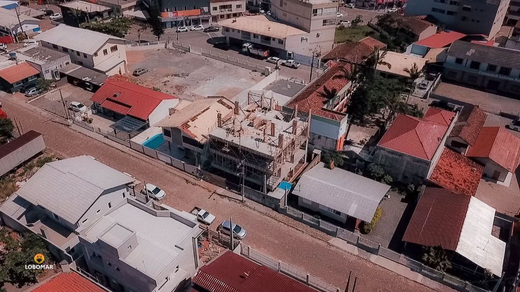 Apartamento, quadra do mar, 2 dormitórios, sendo 1 suíte à venda, 70 m por R$ 5 — foto 7