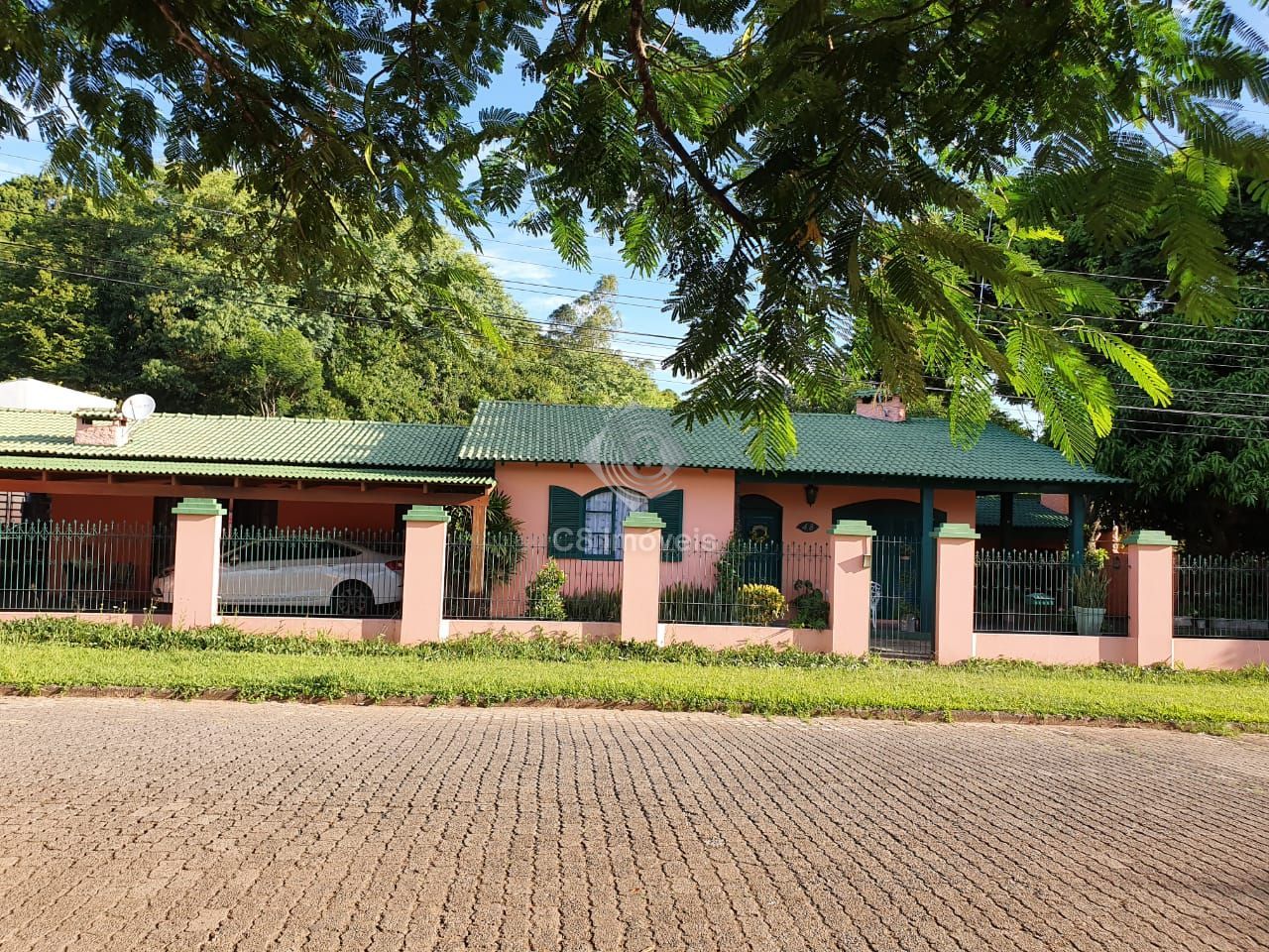 Casa, 3 quartos, 195 m² - Foto 1