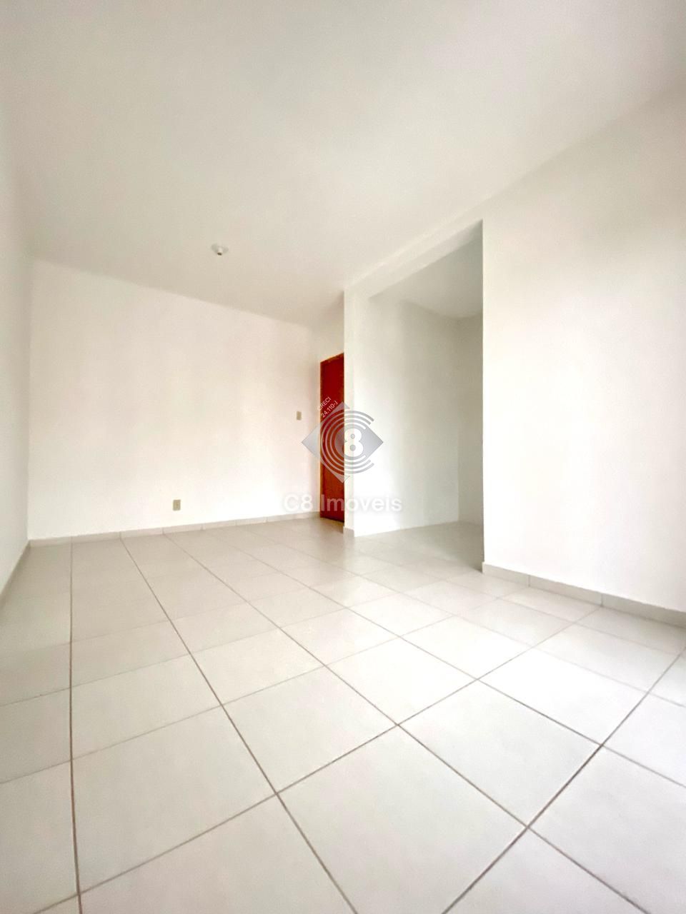 Apartamento à venda com 2 quartos, 69m² - Foto 3