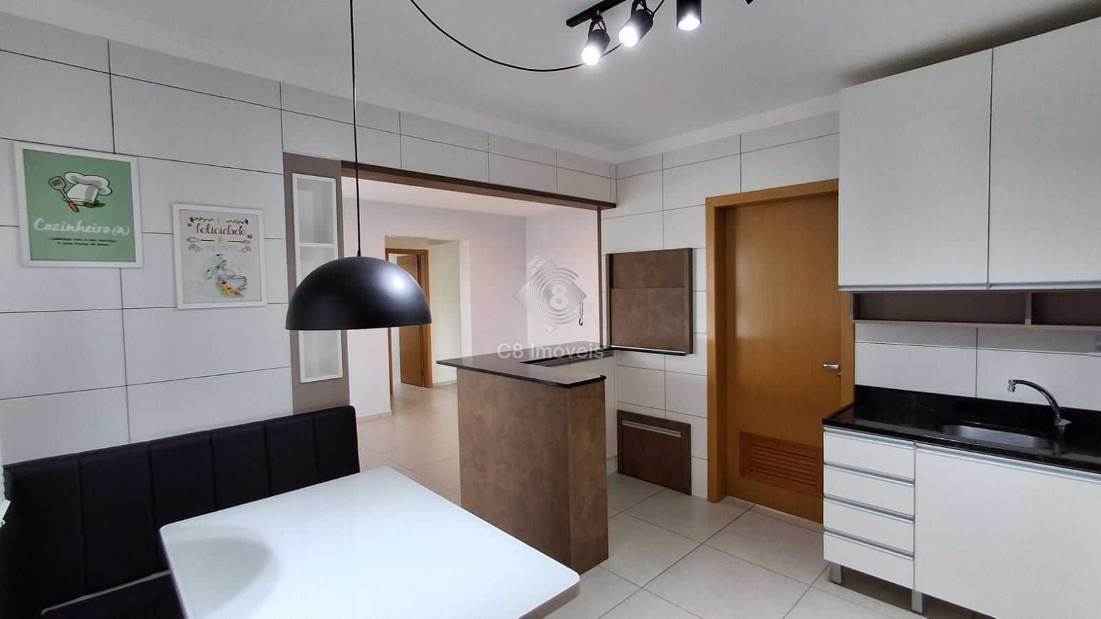 Apartamento à venda com 3 quartos, 99m² - Foto 8