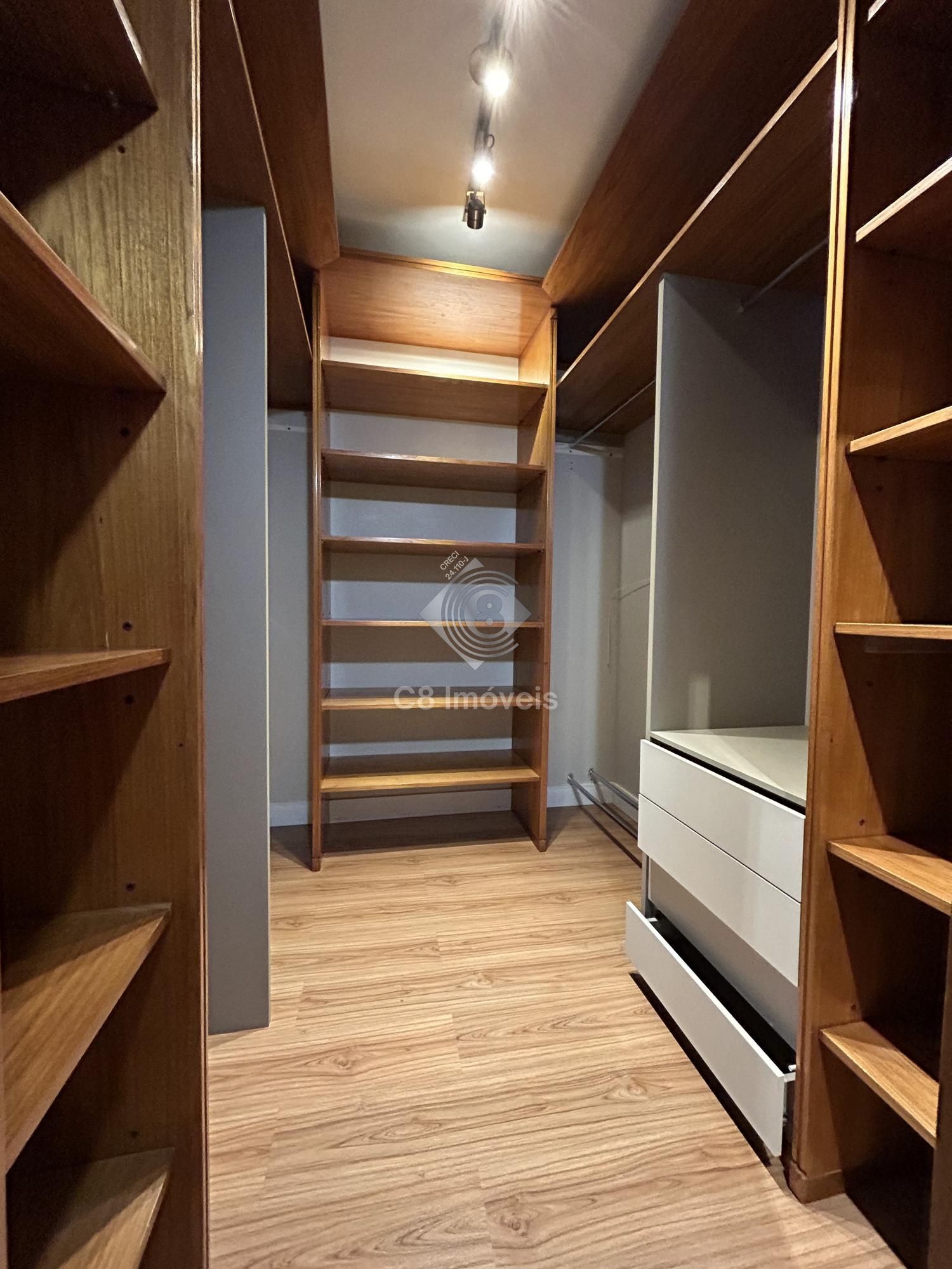 Apartamento à venda e aluguel com 3 quartos, 250m² - Foto 21