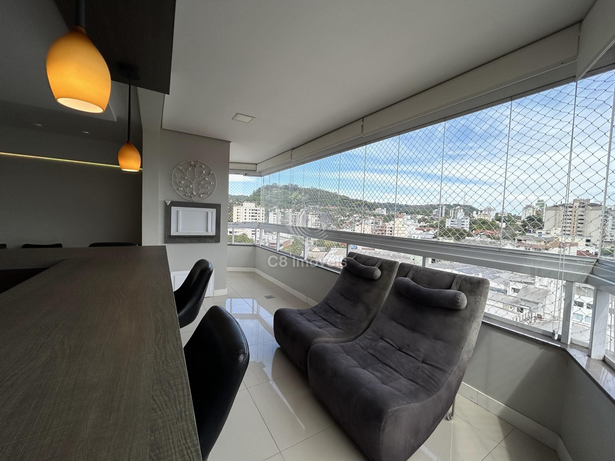 Apartamento para alugar com 2 quartos, 111m² - Foto 4