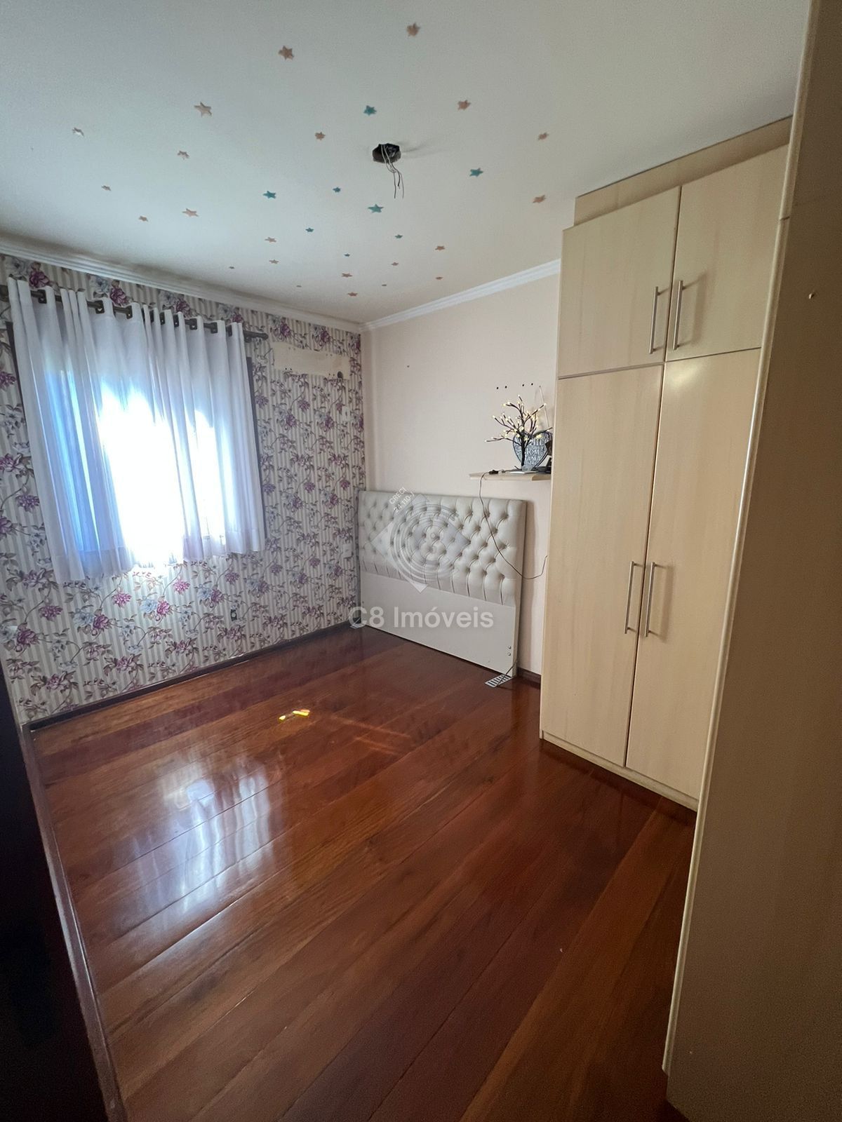 Apartamento para alugar com 4 quartos, 140m² - Foto 9