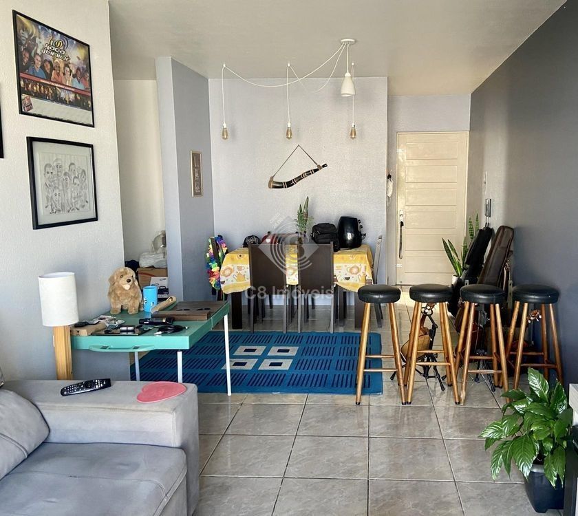 Apartamento à venda com 2 quartos, 73m² - Foto 3