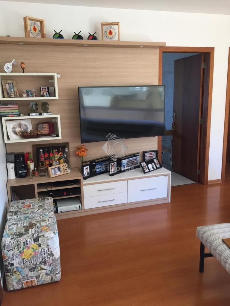 Apartamento à venda com 2 quartos, 82m² - Foto 3