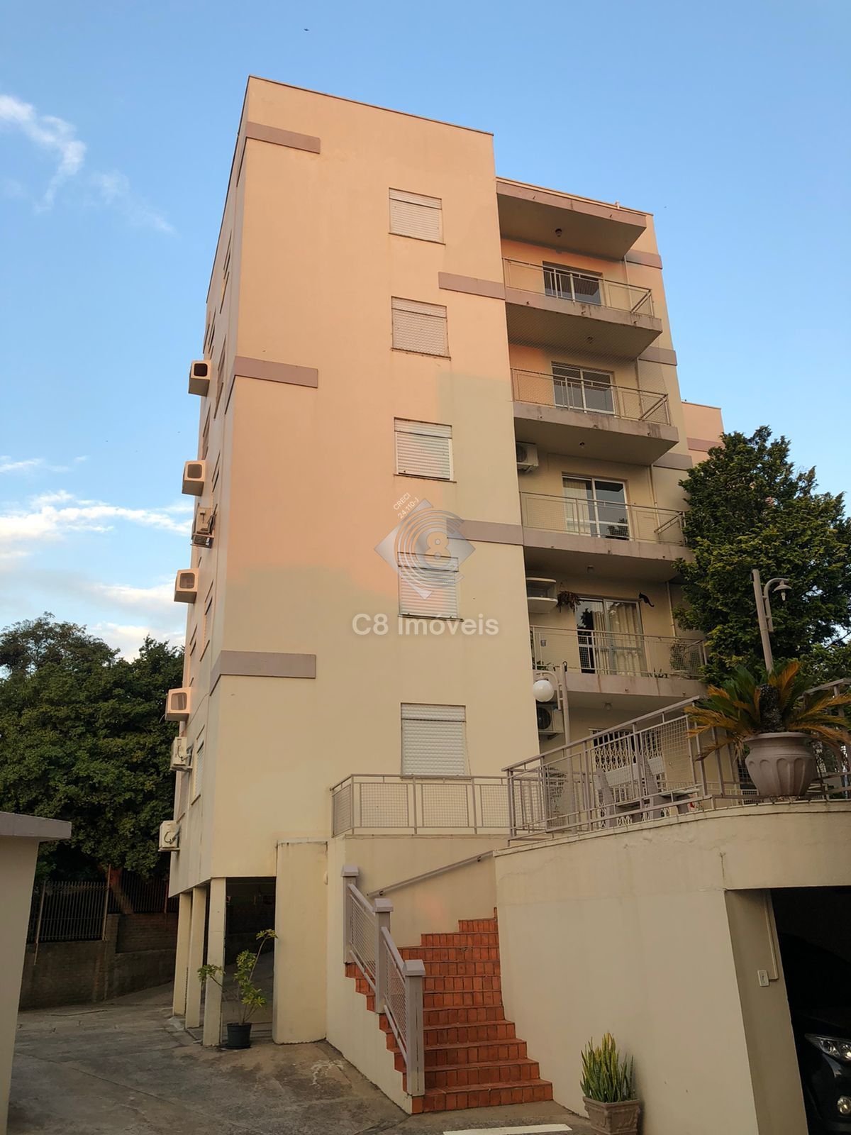 Apartamento à venda com 3 quartos, 91m² - Foto 3