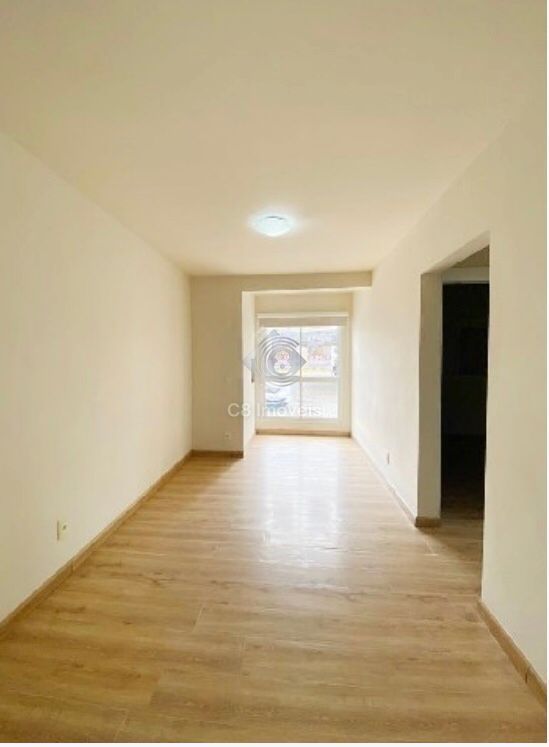 Apartamento à venda com 2 quartos, 67m² - Foto 4