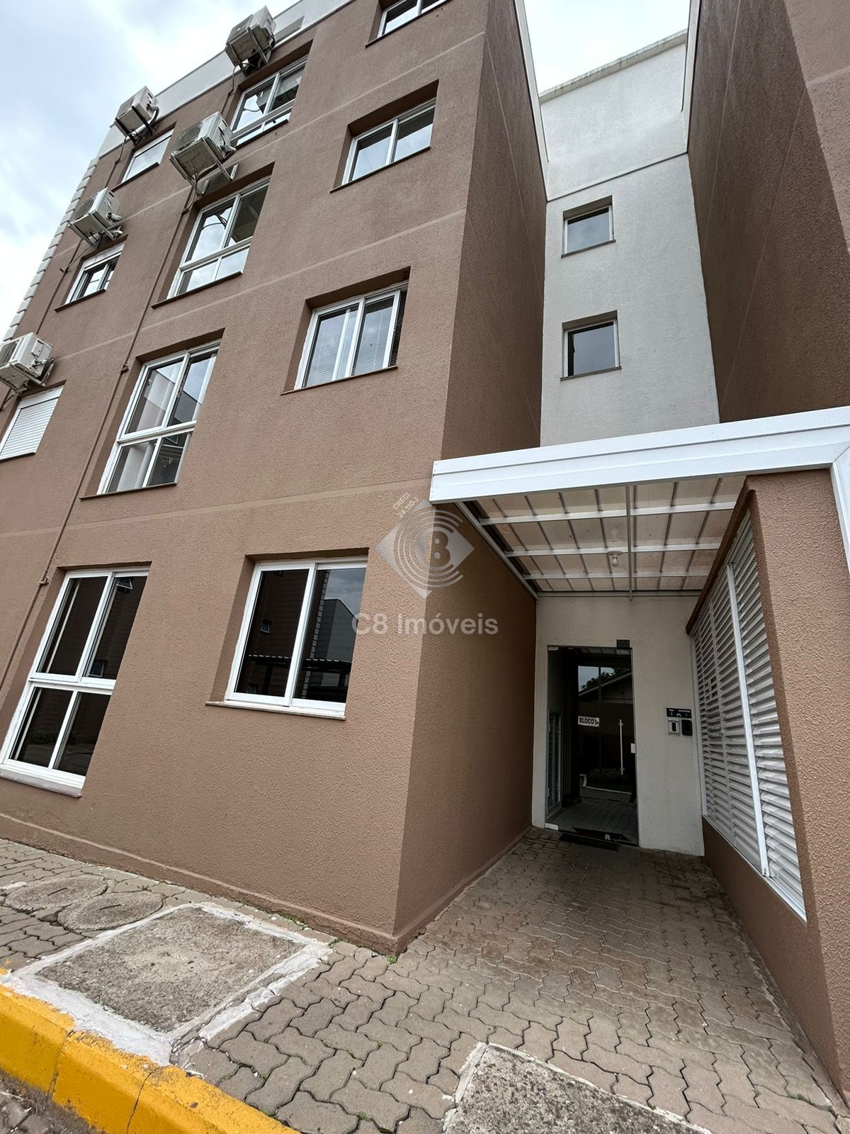 Apartamento à venda com 2 quartos, 67m² - Foto 10