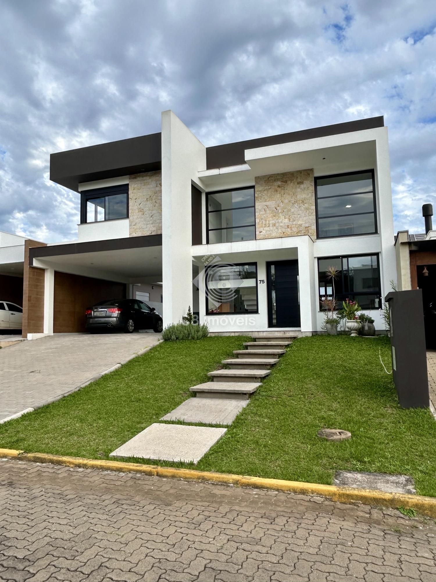 Casa de Condomínio à venda com 3 quartos, 213m² - Foto 1