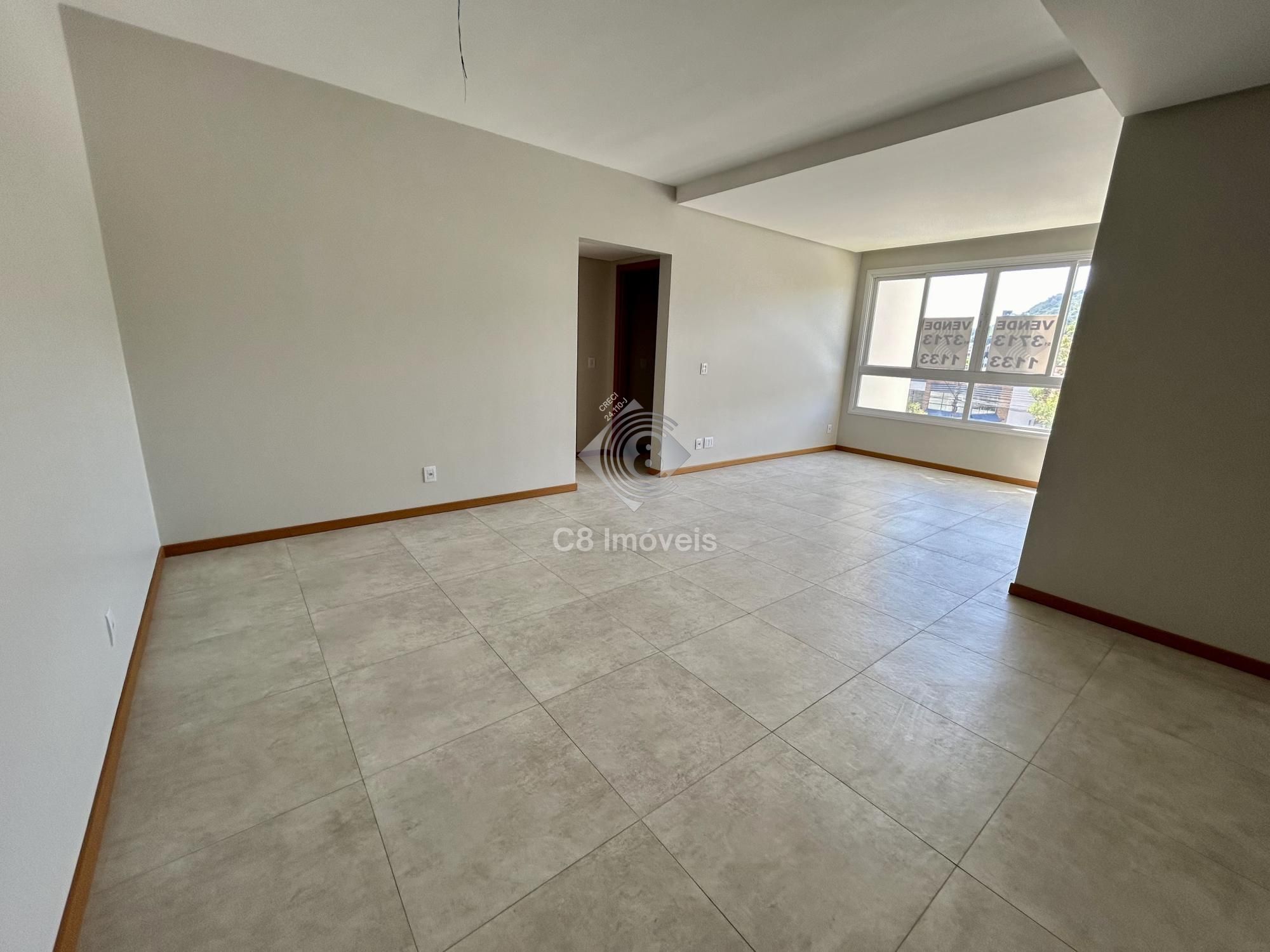 Apartamento à venda com 2 quartos, 81m² - Foto 2