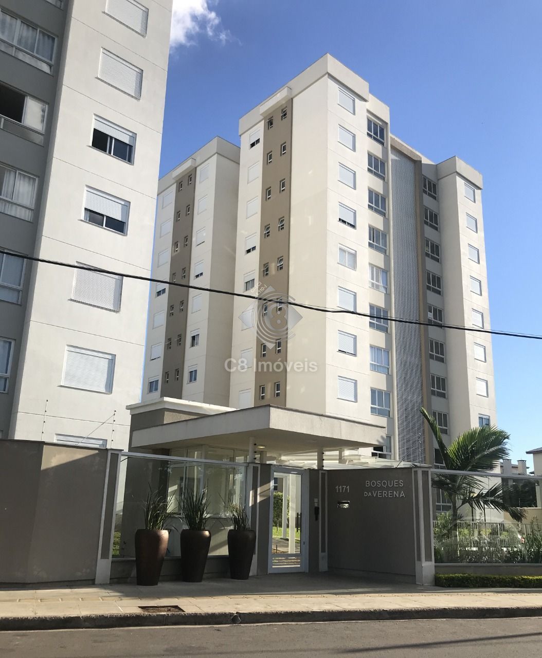 Apartamento à venda com 2 quartos, 81m² - Foto 1