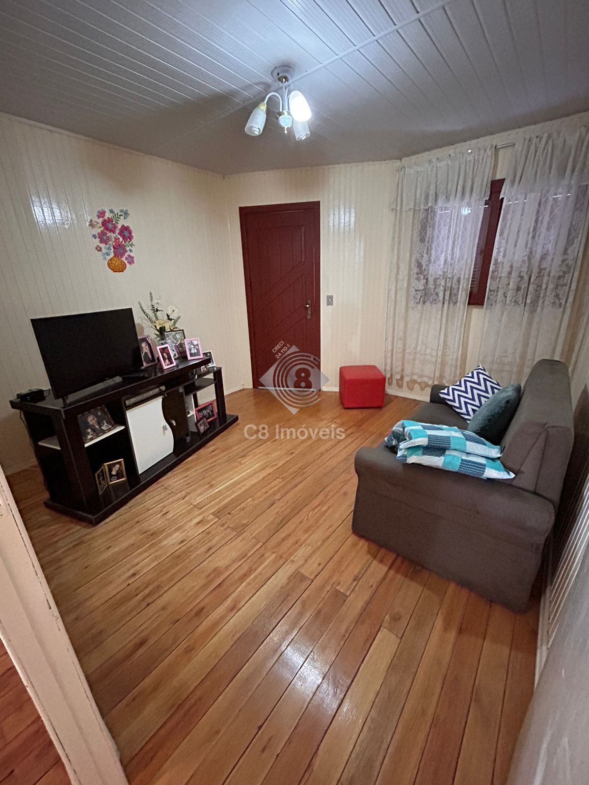 Casa à venda com 2 quartos, 125m² - Foto 4