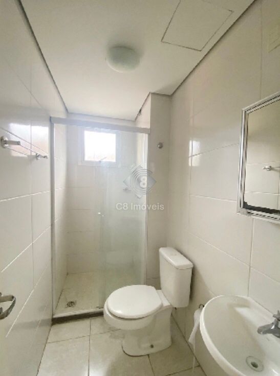 Apartamento à venda com 2 quartos, 67m² - Foto 2