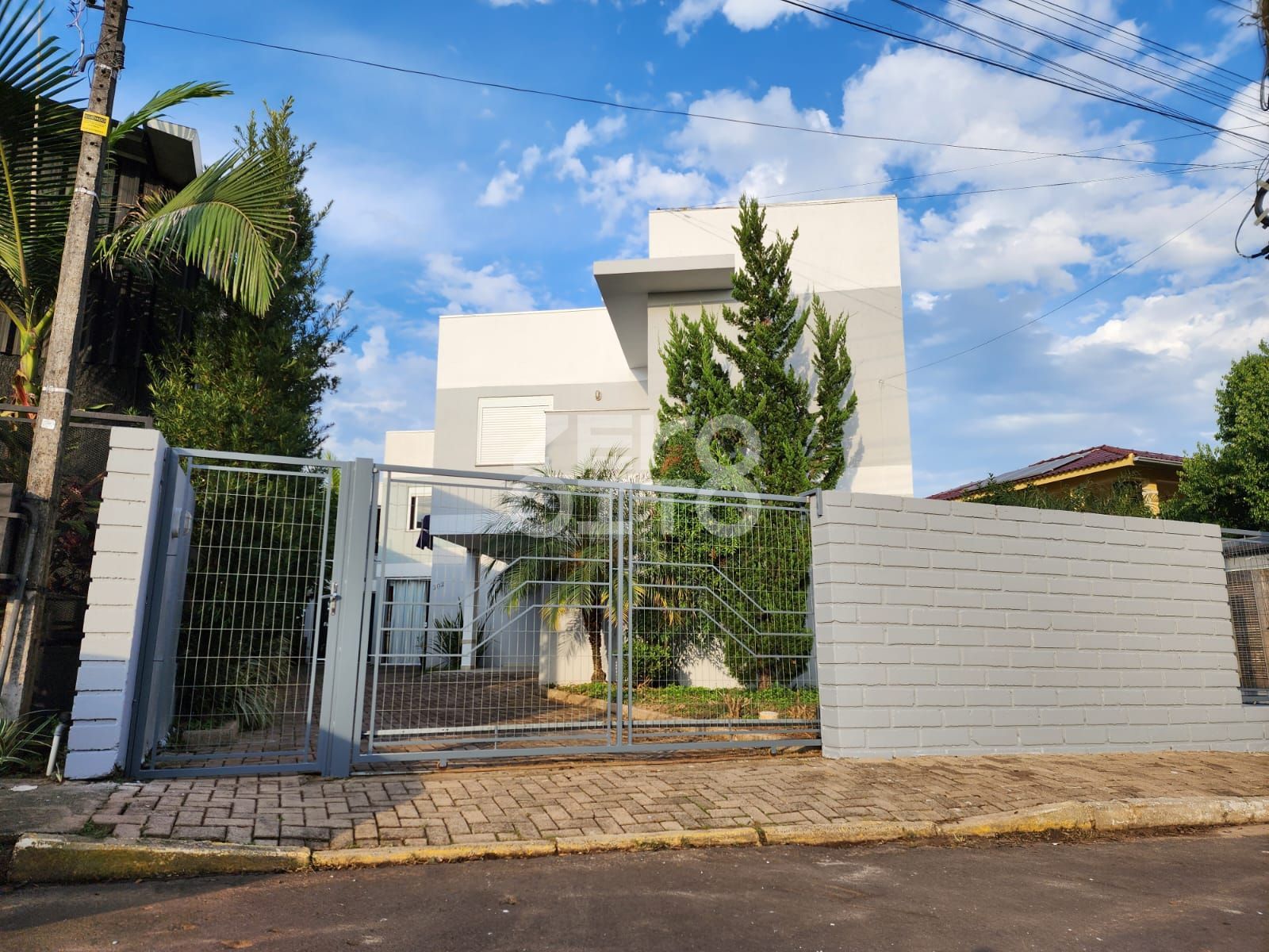 Sobrado 2 dormitórios