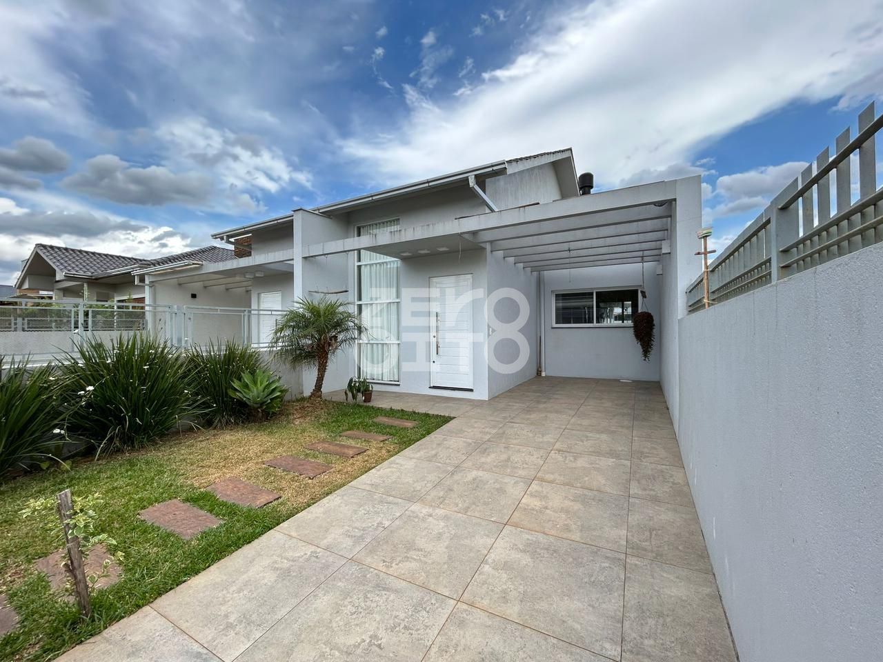 Casa 2 dormitórios
