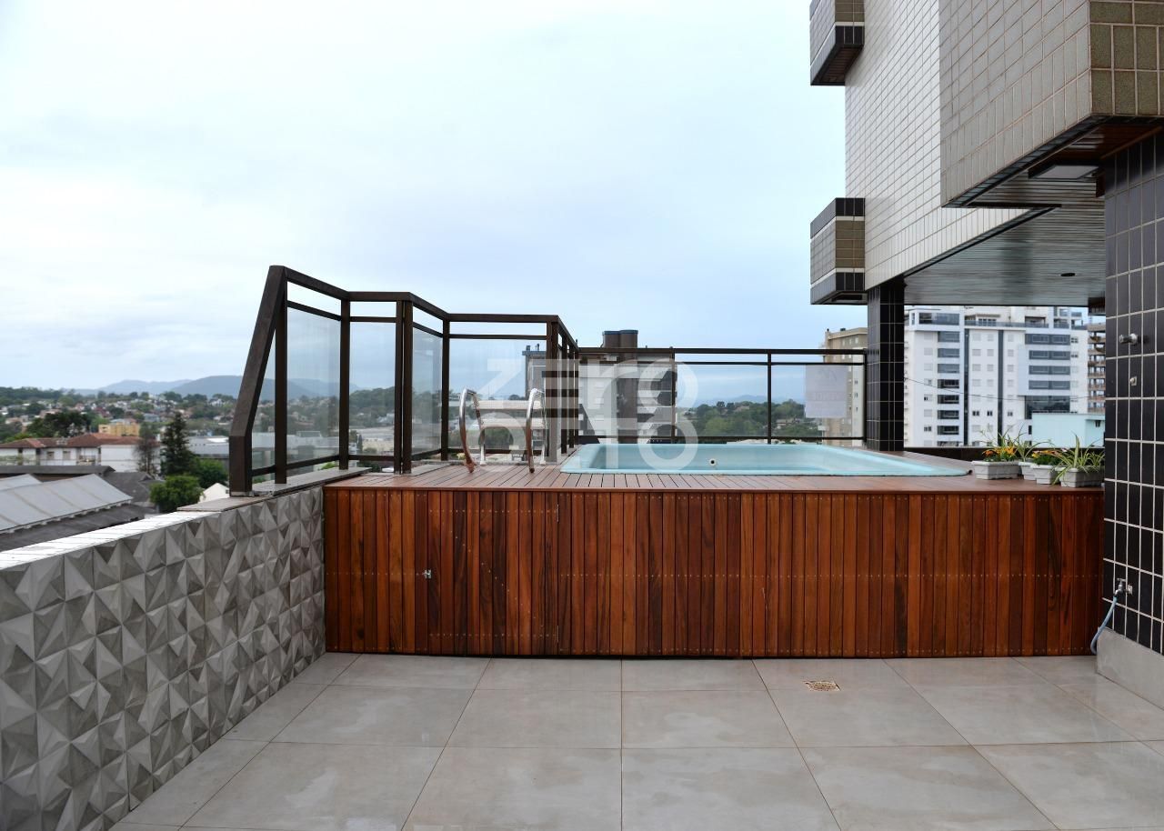 Duplex 4 dormitórios