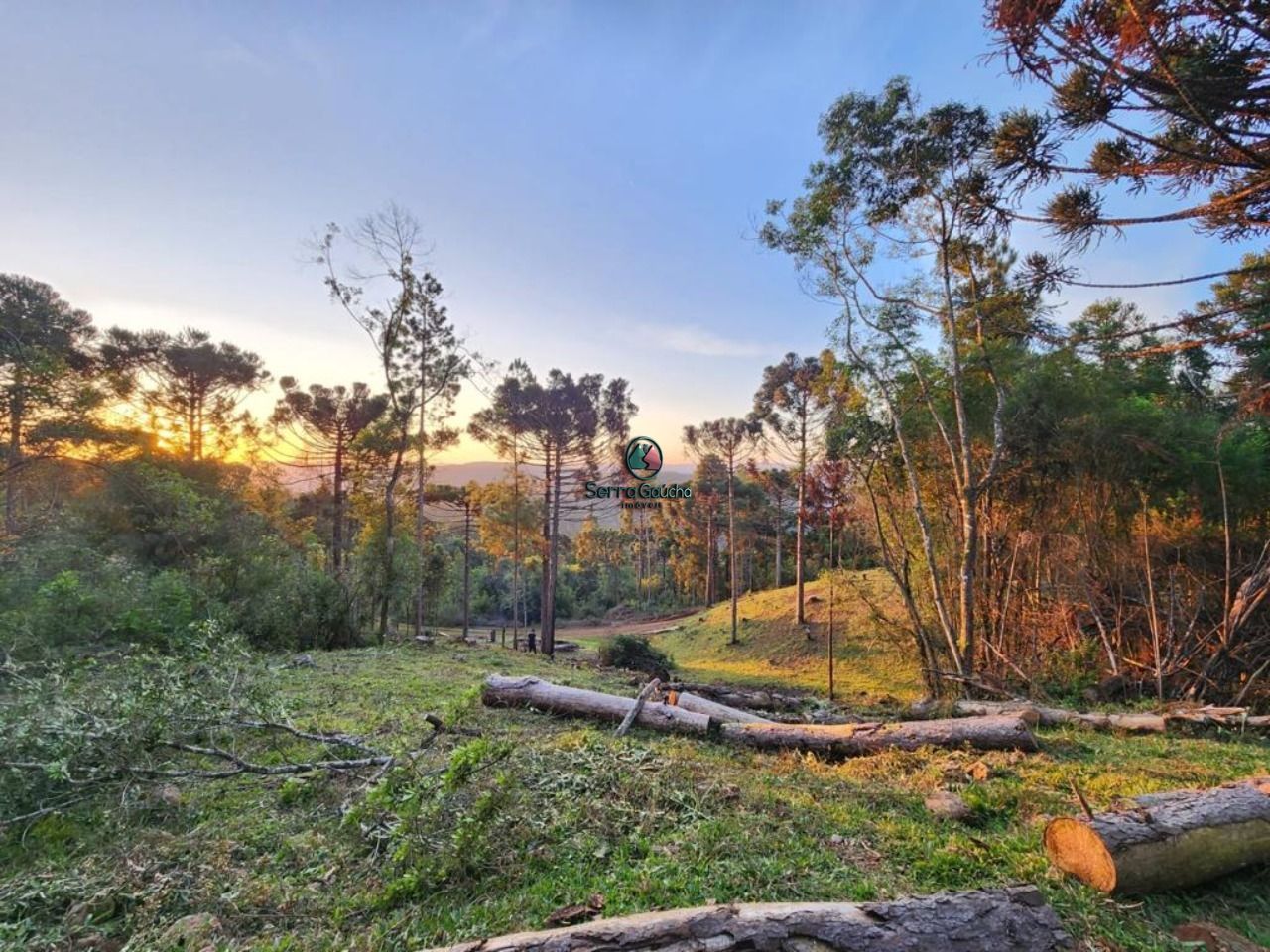 Terreno comercial à venda  no Linha 15 - Gramado, RS. Imóveis