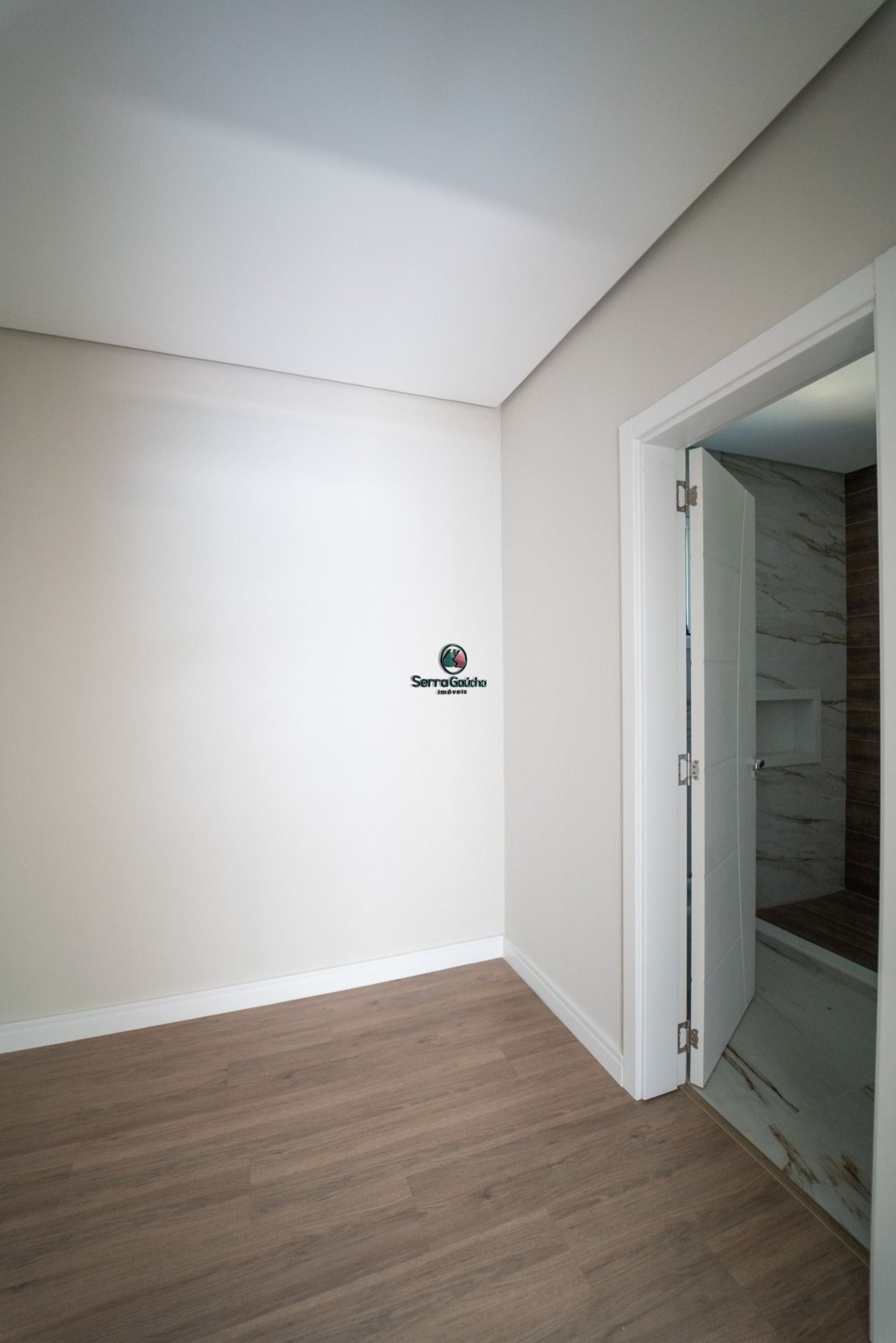 Casa de Condomínio de 3 quartos, 321m² no bairro Pinheiro Grosso, em Canela | Eu Corretor