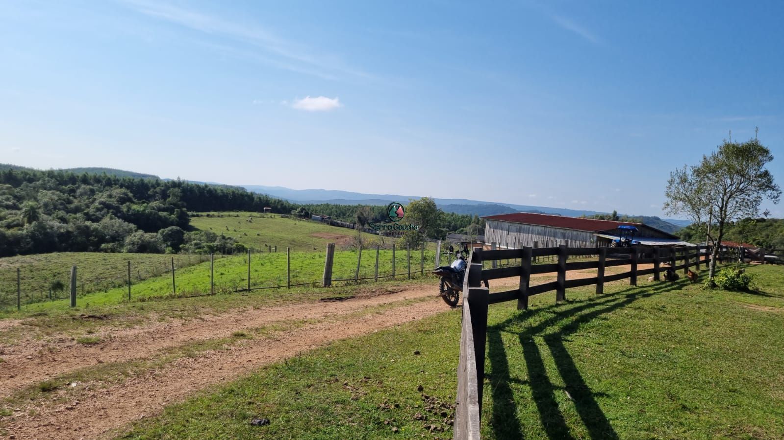 Fazenda à venda com 3 quartos, 3260000m² - Foto 21