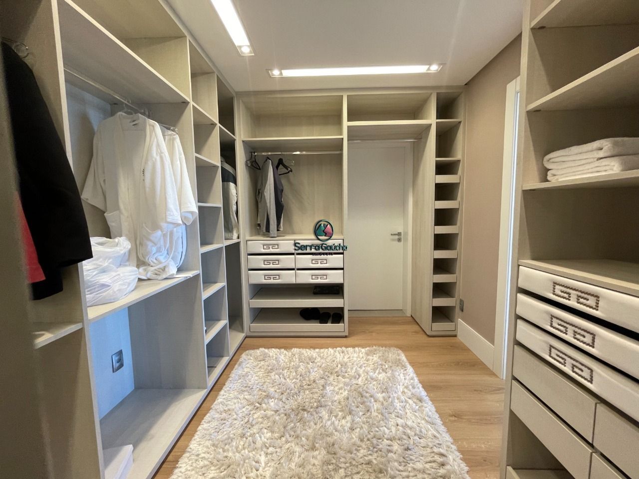 Apartamento à venda com 4 quartos, 319m² - Foto 26