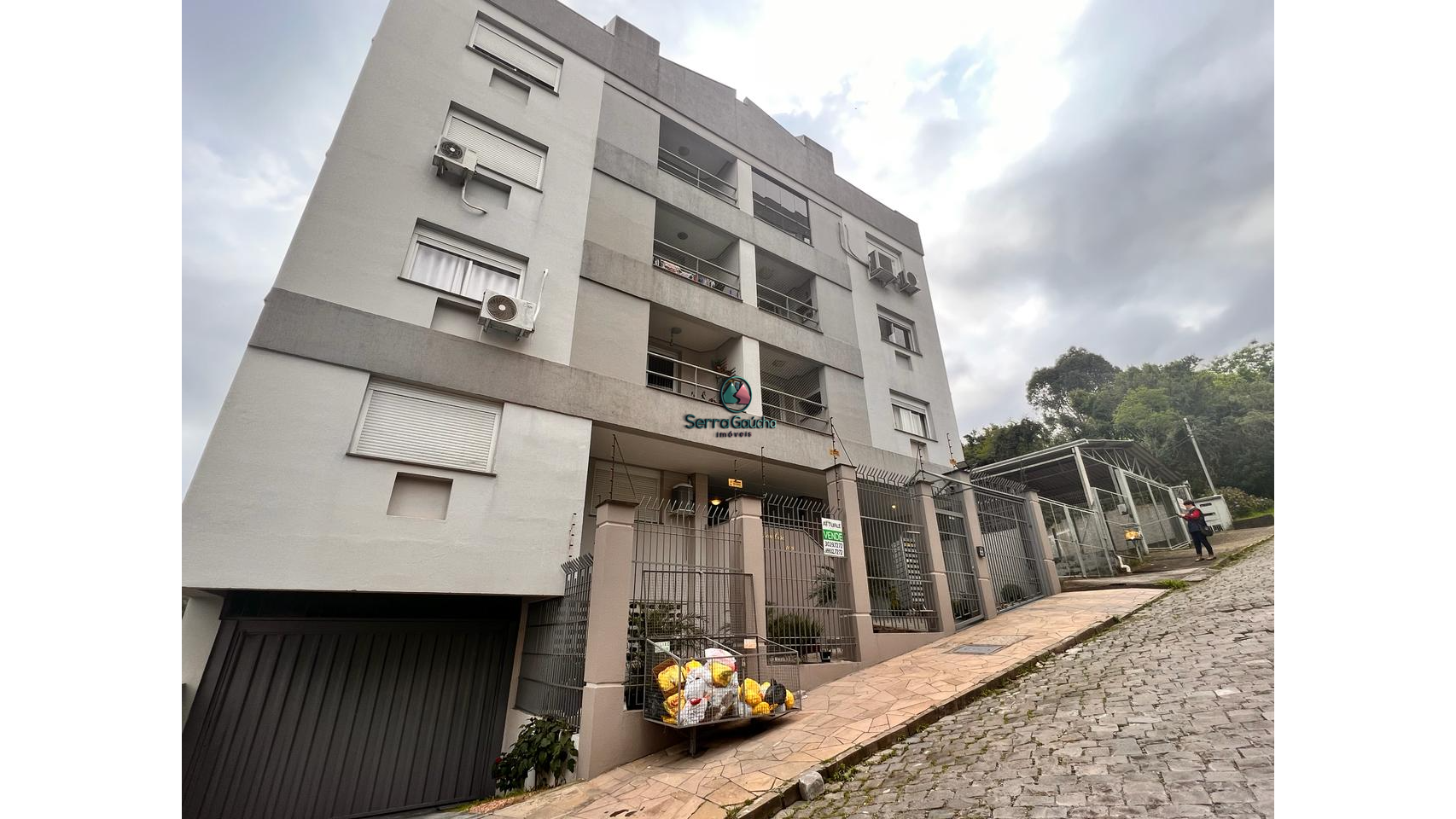 Apartamento à venda  no Charqueadas - Caxias do Sul, RS. Imóveis