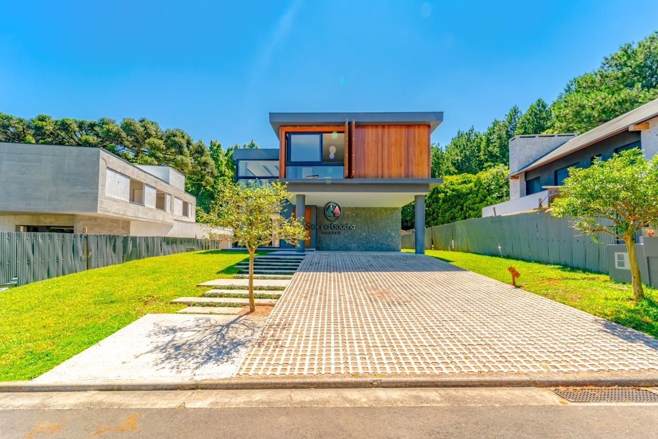 Casa em condomínio à venda  no Bavária - Gramado, RS. Imóveis