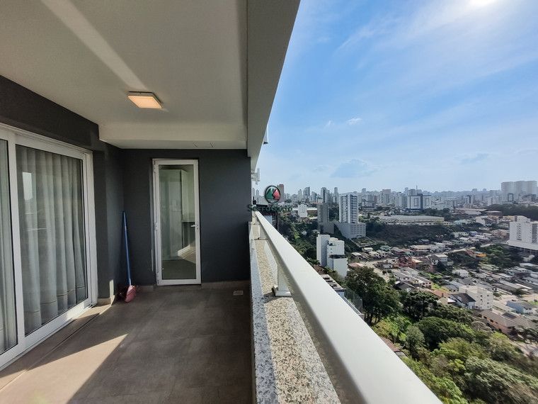 Apartamento à venda com 3 quartos, 94m² - Foto 35