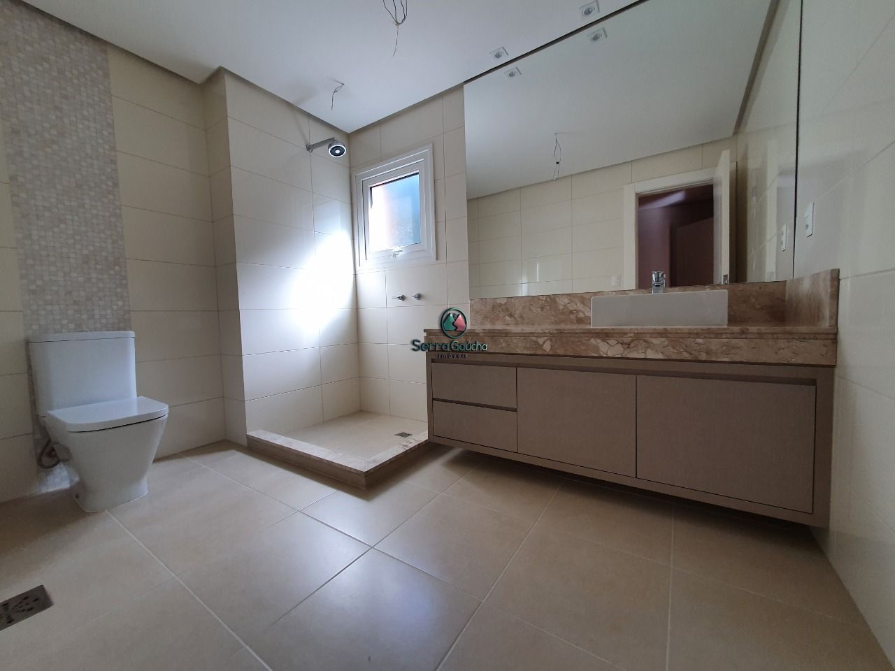 Apartamento à venda com 3 quartos, 222m² - Foto 13