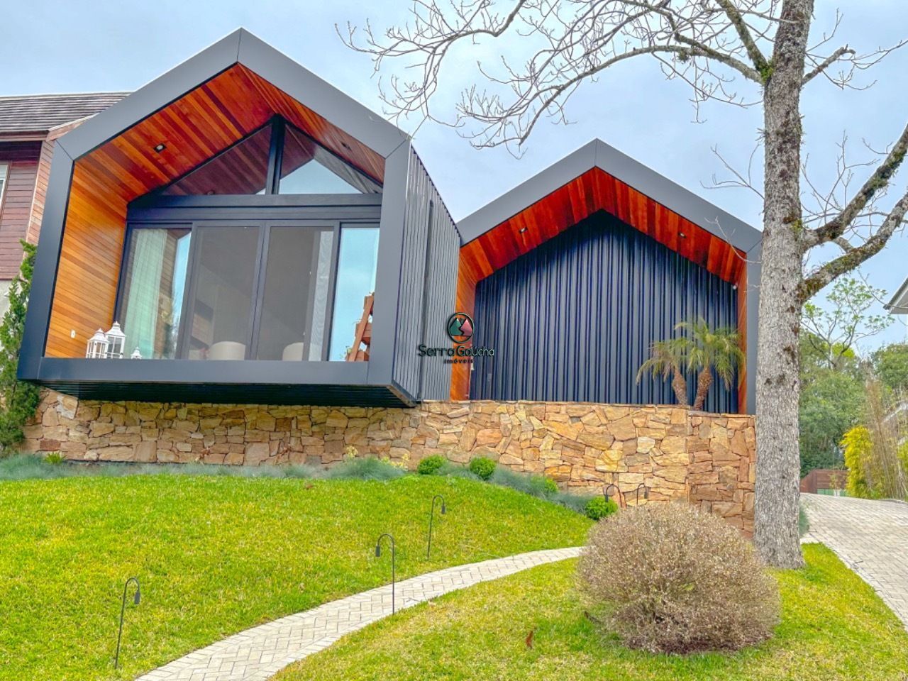 Casa em condomínio à venda  no Vivendas da Serra - Canela, RS. Imóveis