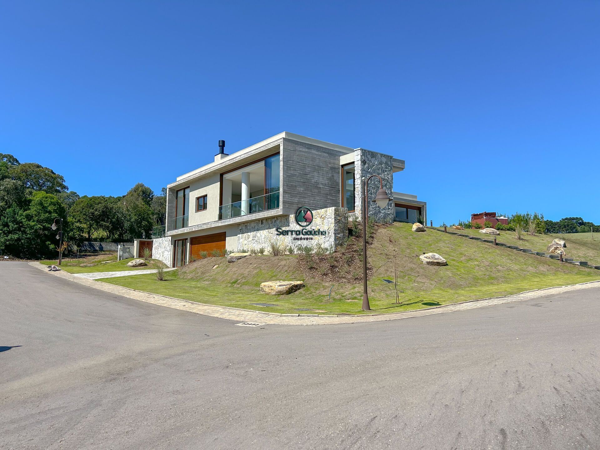 Casa em condomínio à venda  no Vale Das Colinas - Gramado, RS. Imóveis