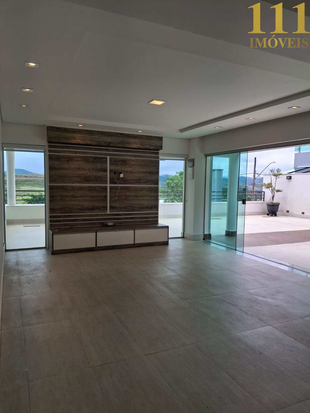 Casa no Condomínio Residencial Jaguary