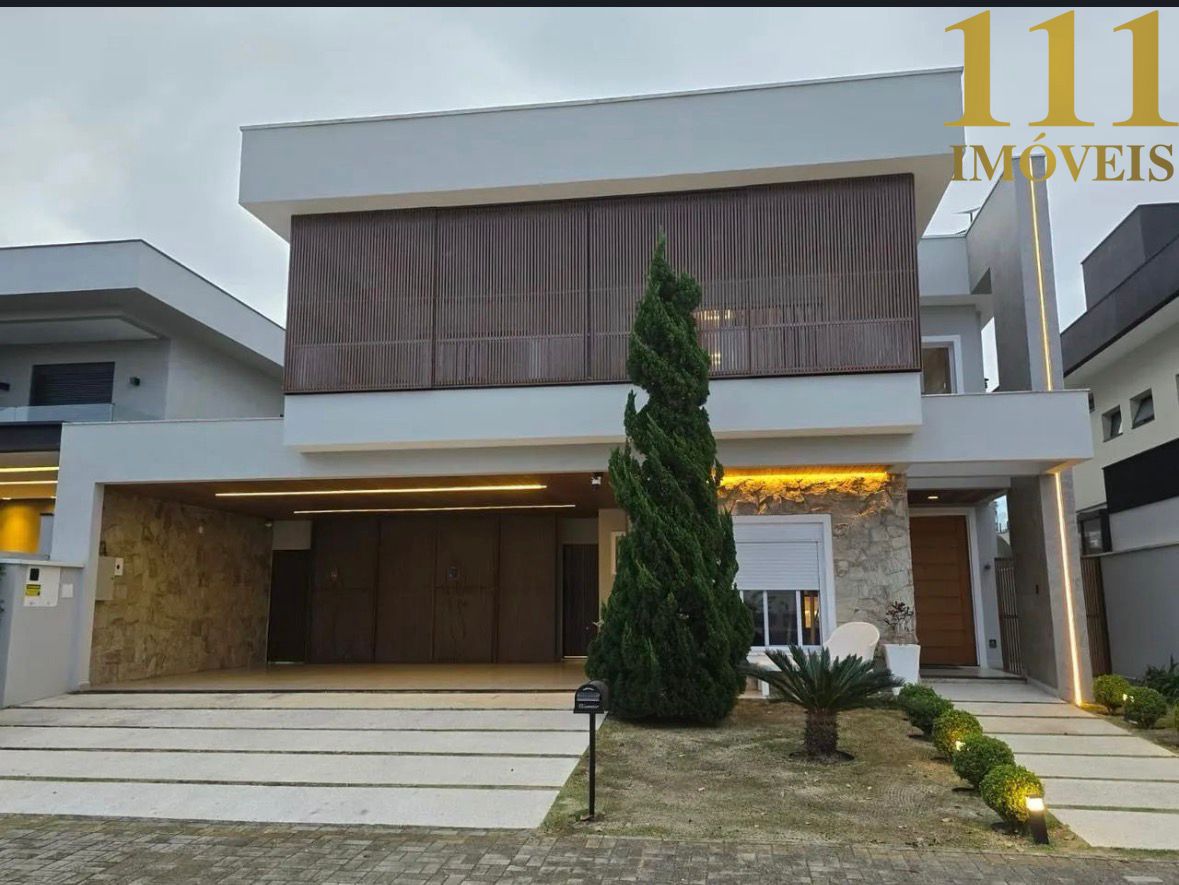 Casa no Condominio do Golfe