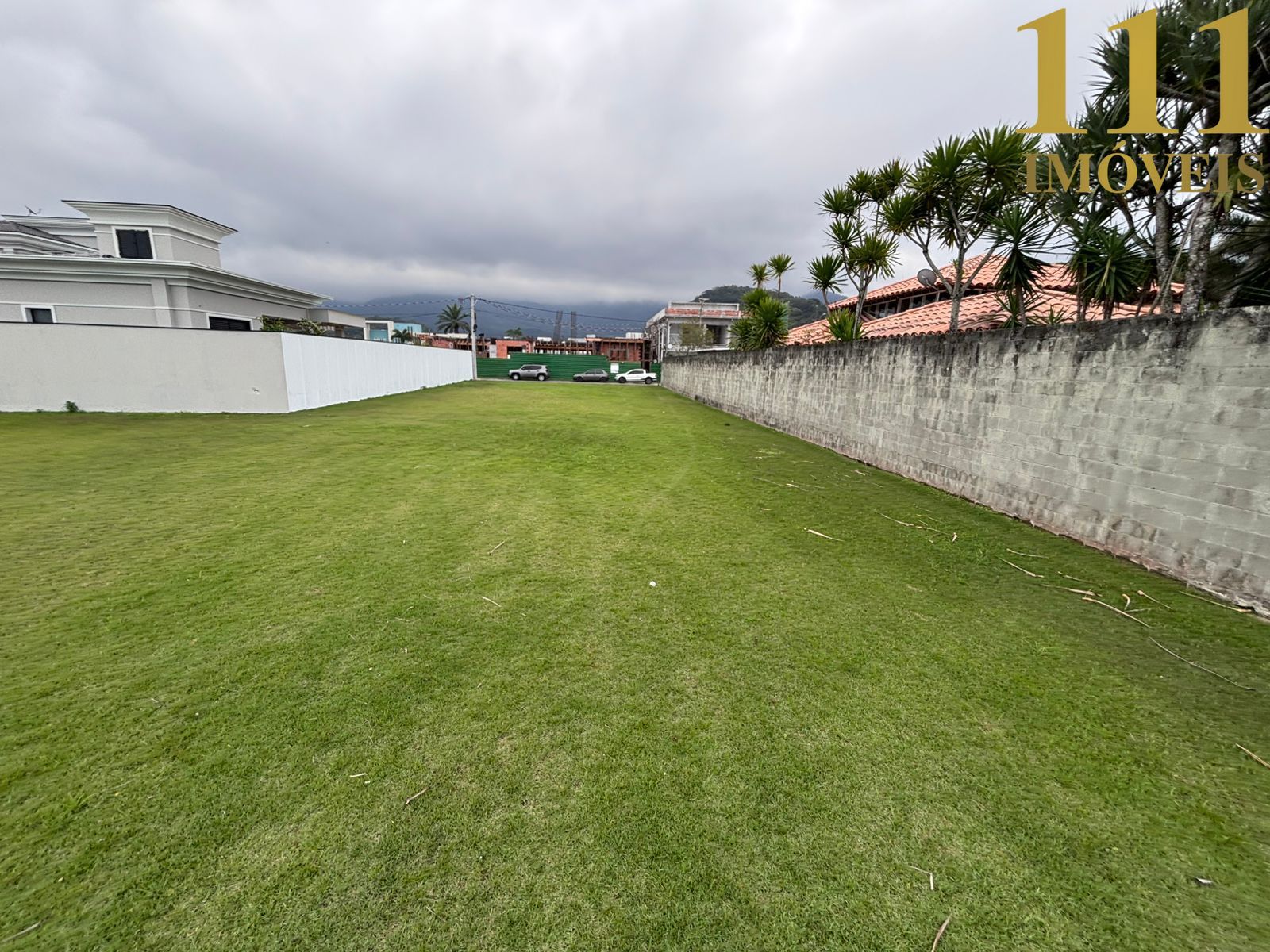 Terreno de Alto Padrão Frente Mar-Condomínio Costa Nova Residence Club