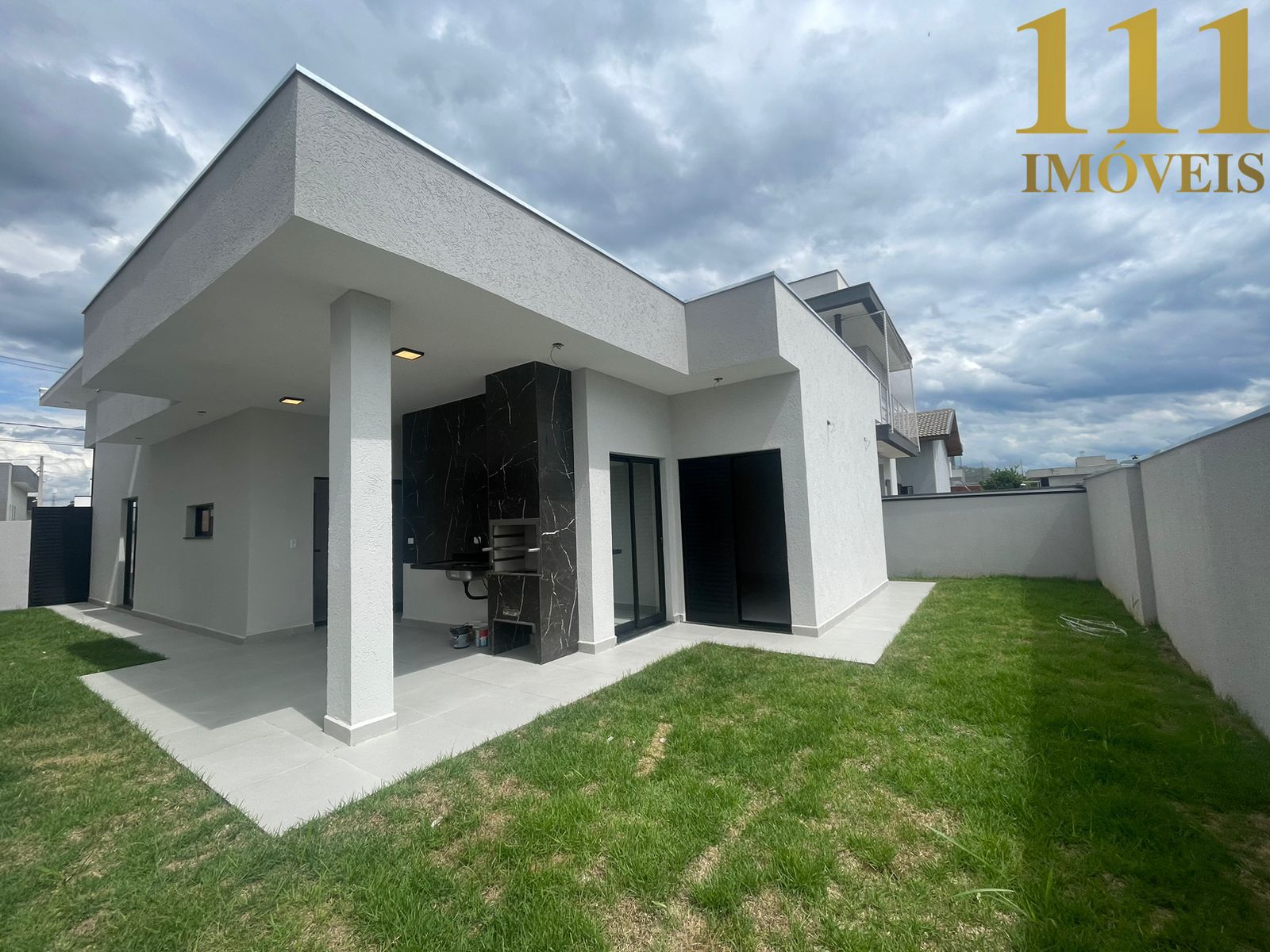 Residência no Condomínio Reserva do Vale