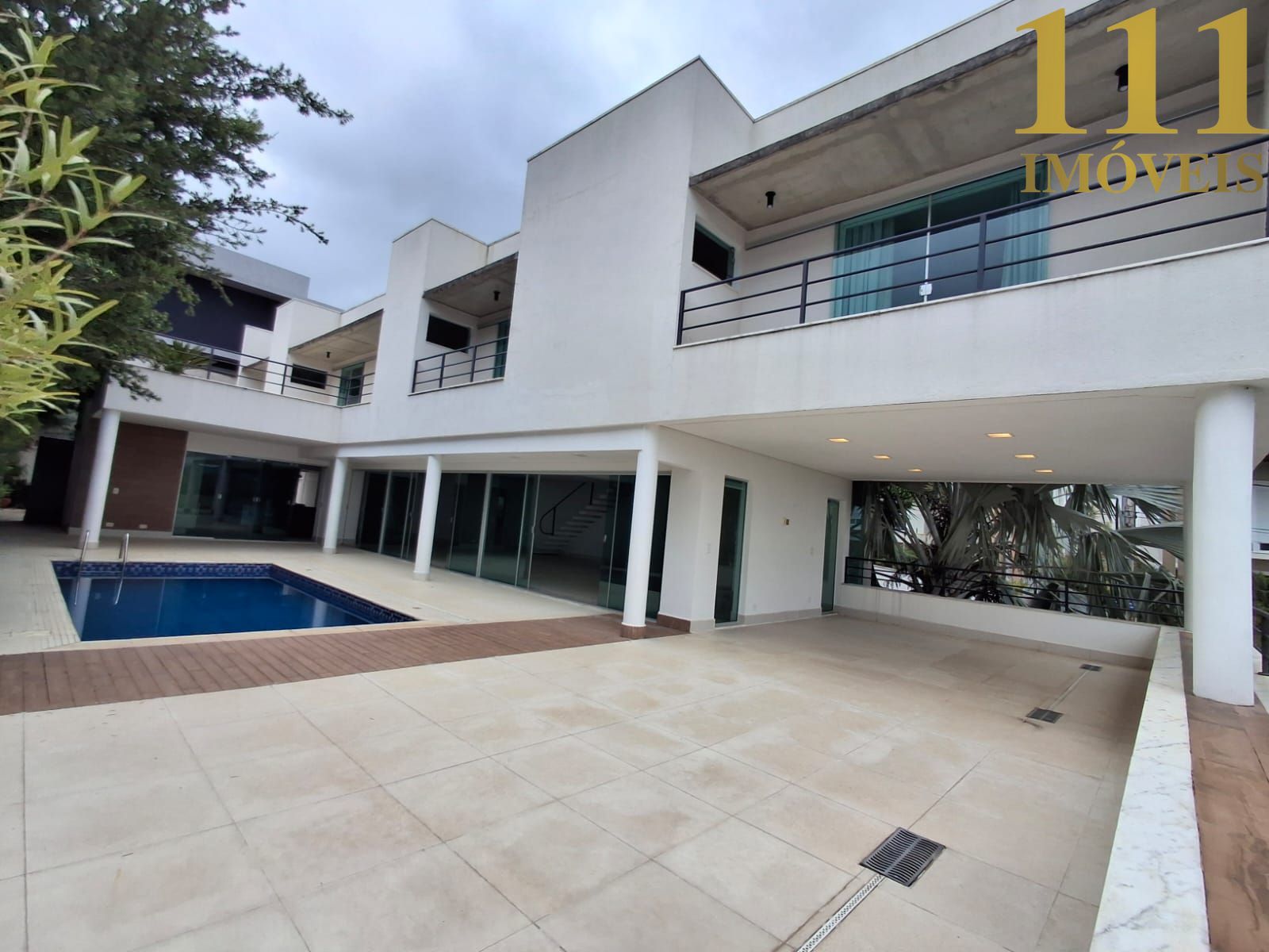 Casa no Condomínio Residencial Jaguary