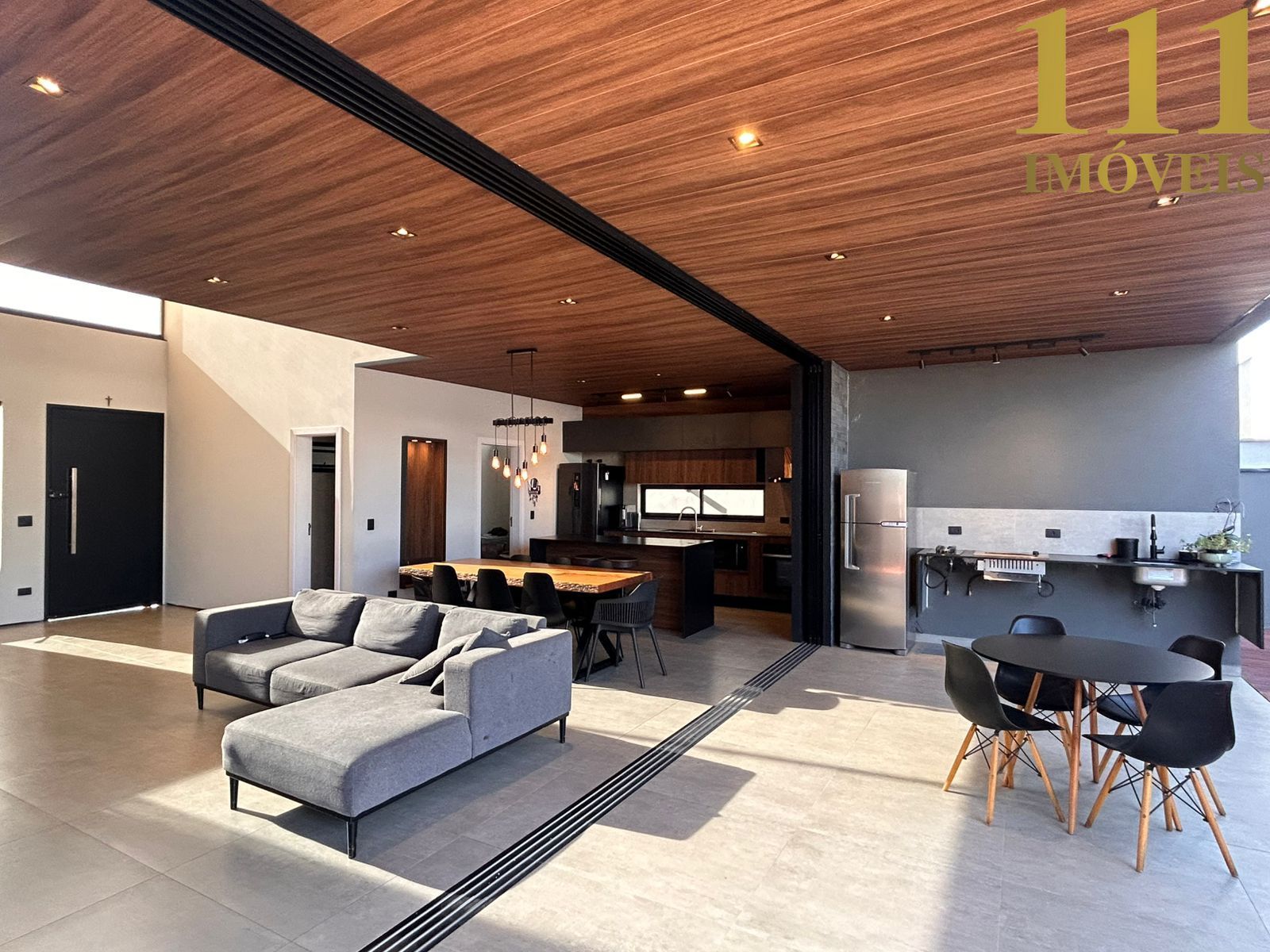 Sobrado Condomínio Reserva Rudá – Arquitetura Sofisticada e Alto Padrão