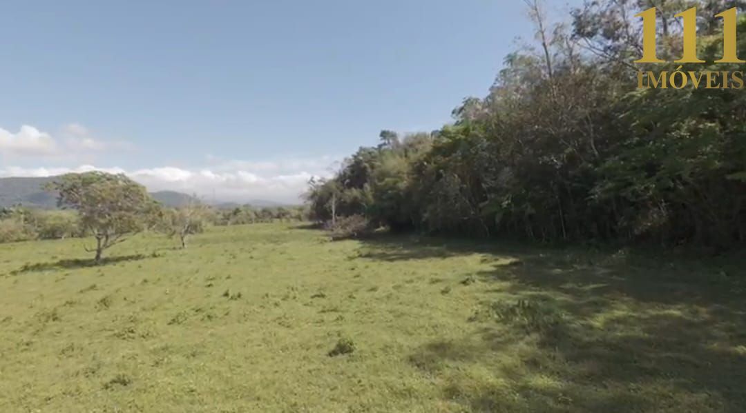 ÁREA EM SÃO SEBASTIÃO