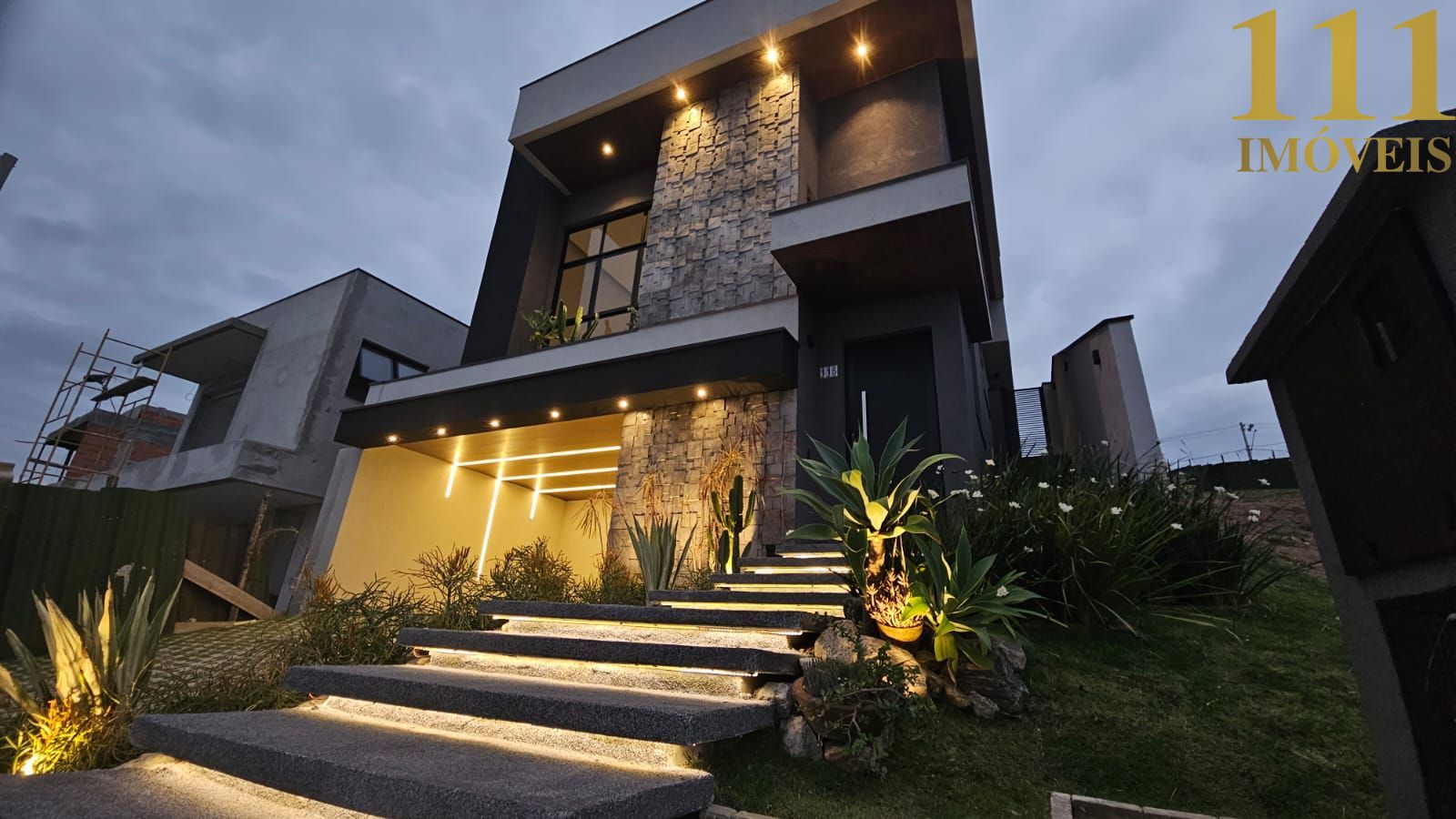 LIndo Sobrado em Condomínio Terras Alpha/ Urbanova