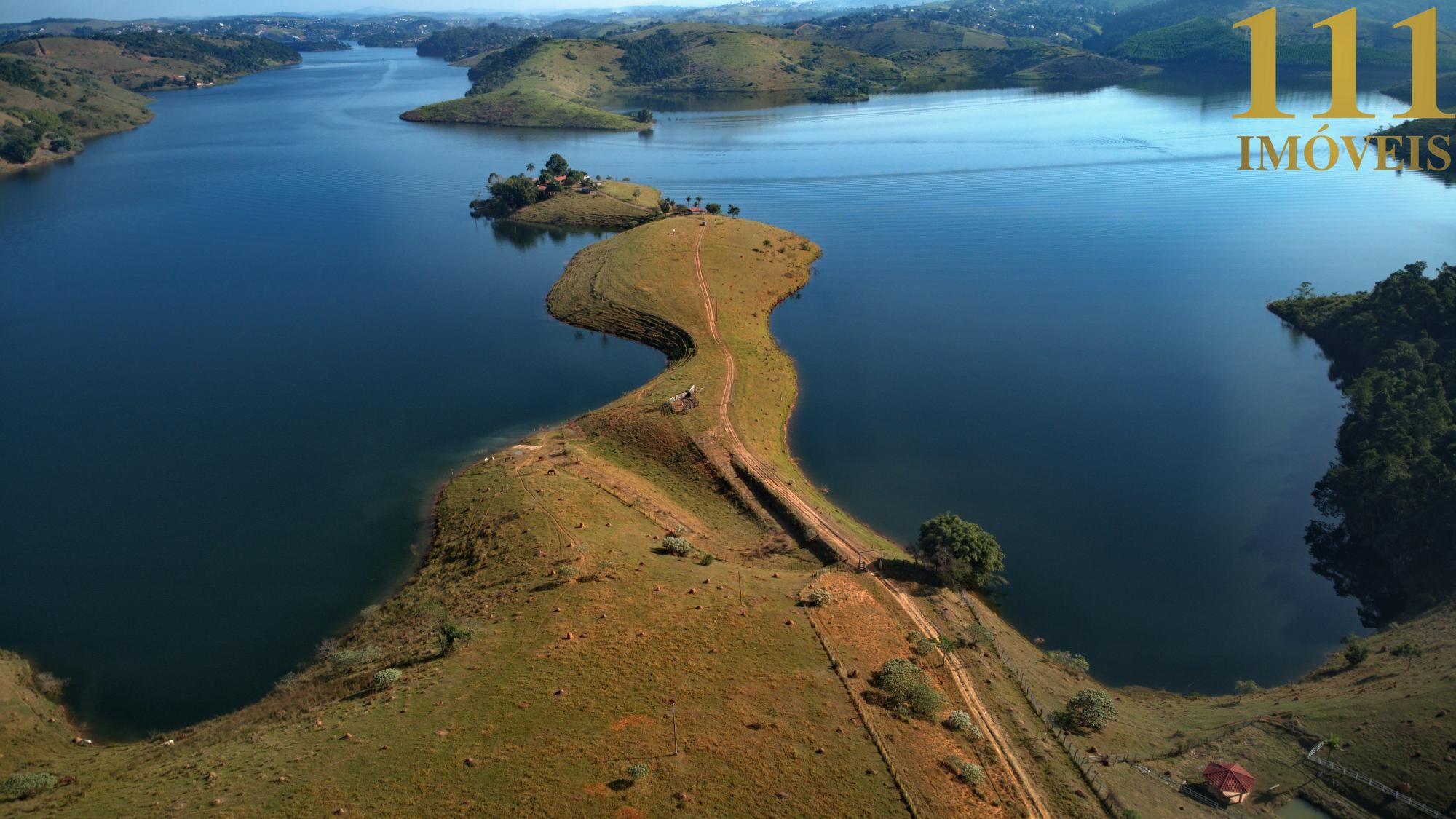 Peninsula única em Igaratá com 8,20 alqueires na beira da represa