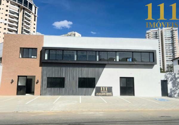 Ponto Comercial no Jardim Esplanada