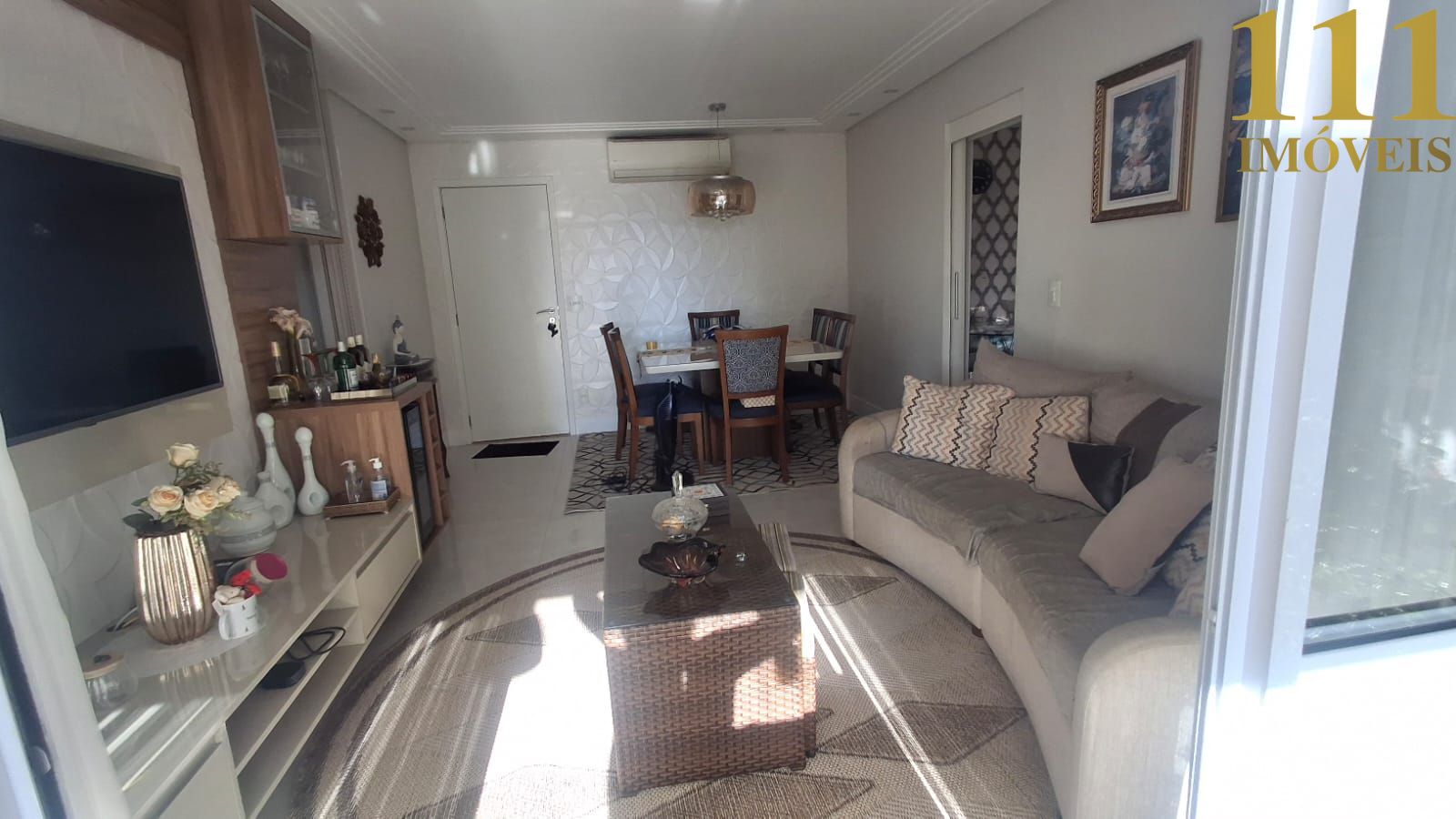 Apartamento no Condomínio Cidade Maia/ SP.