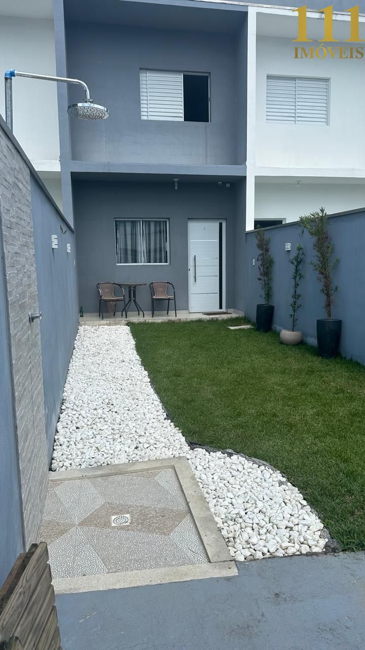 Casa a venda no Litoral.