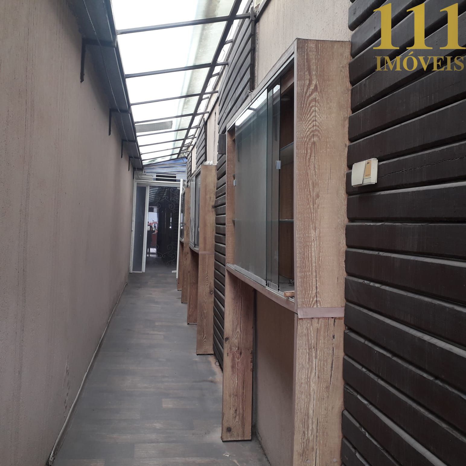 Ponto comercial no Vila Ema
