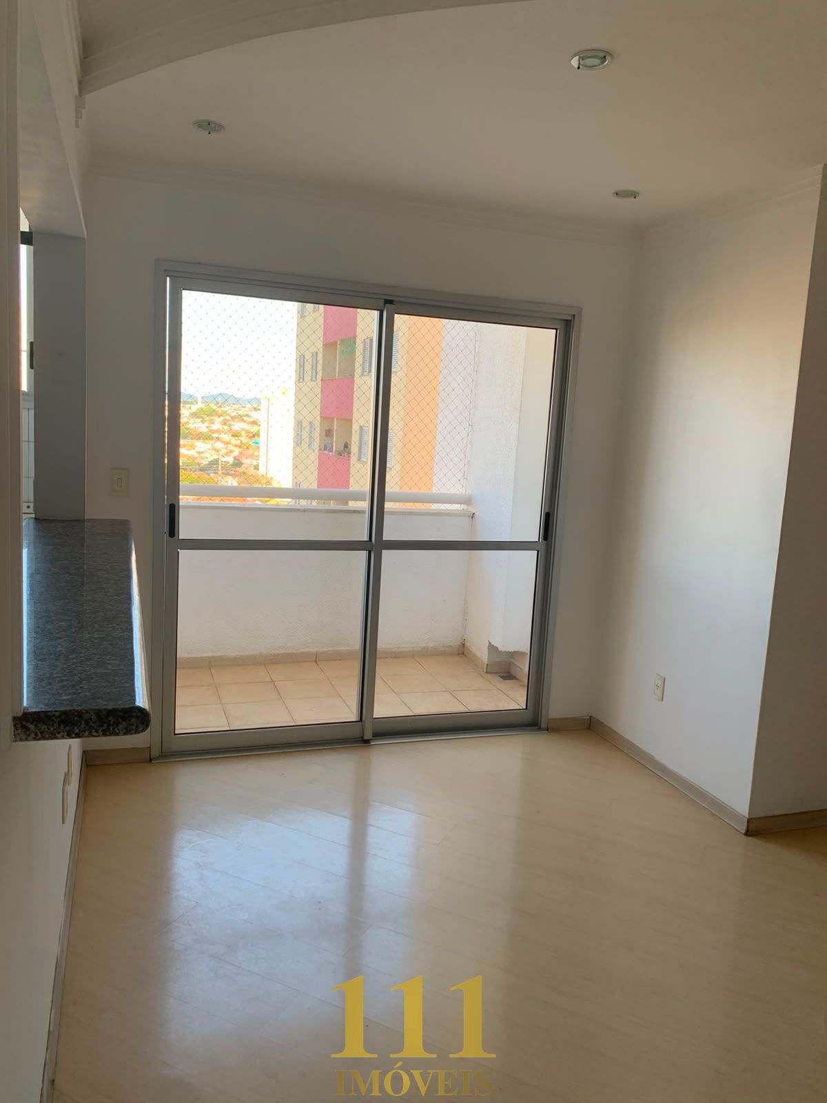Apartamento no Edifício Ilhéus/ São José dos Campos.
