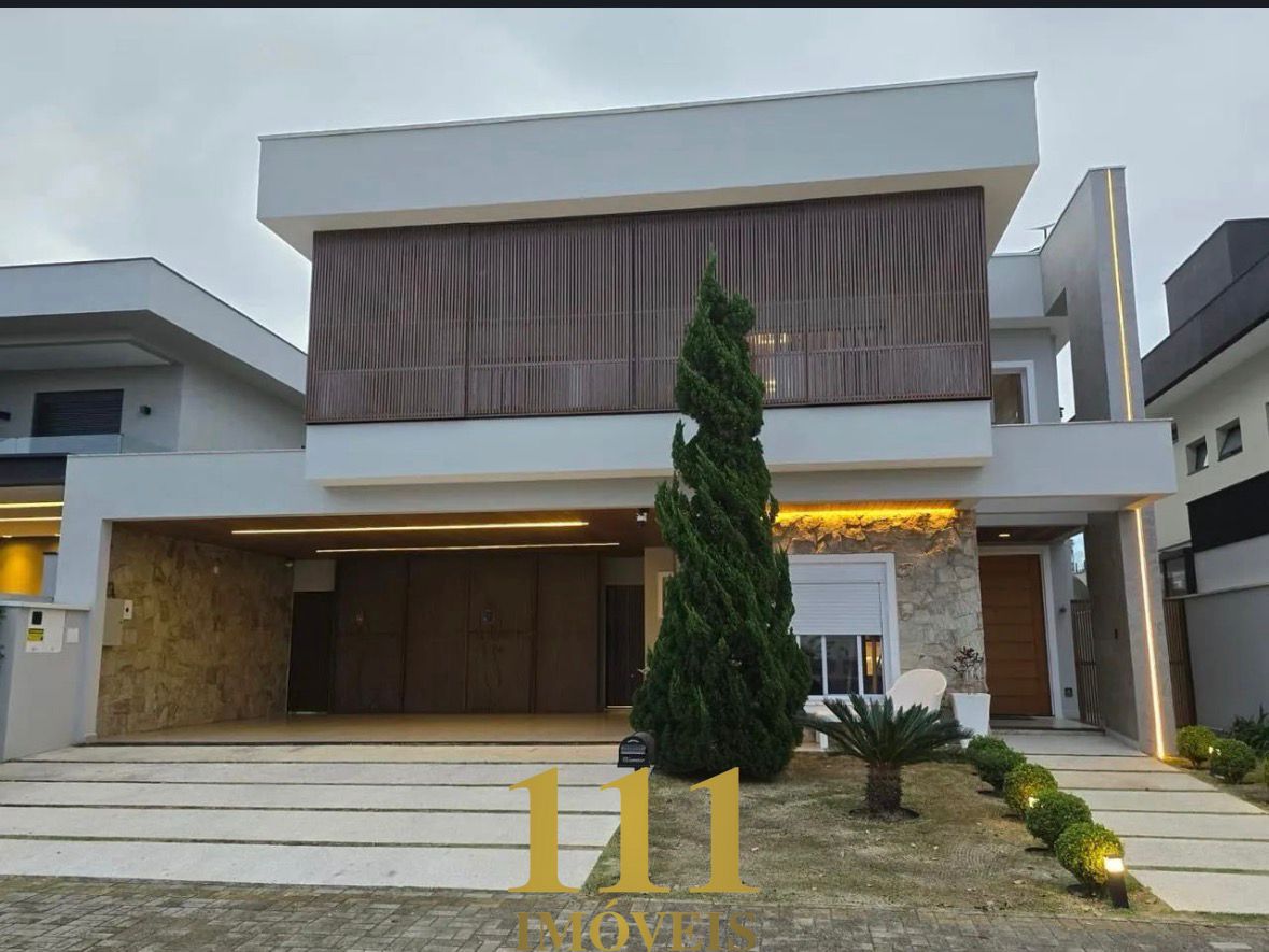 Casa no Condominio do Golfe