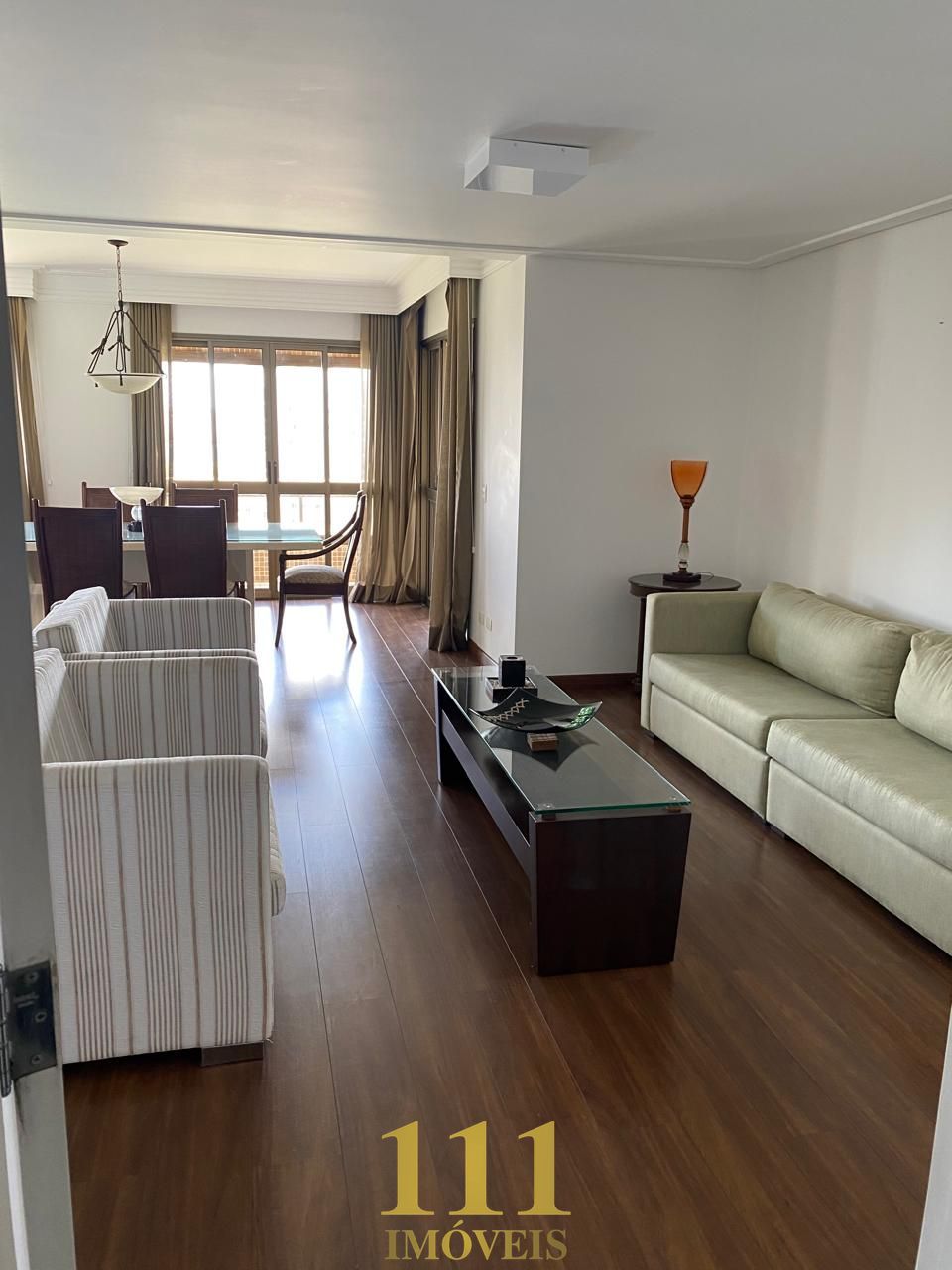 Apartamento no Ed. Bonaire para locação com 4 suites e 4 vagas