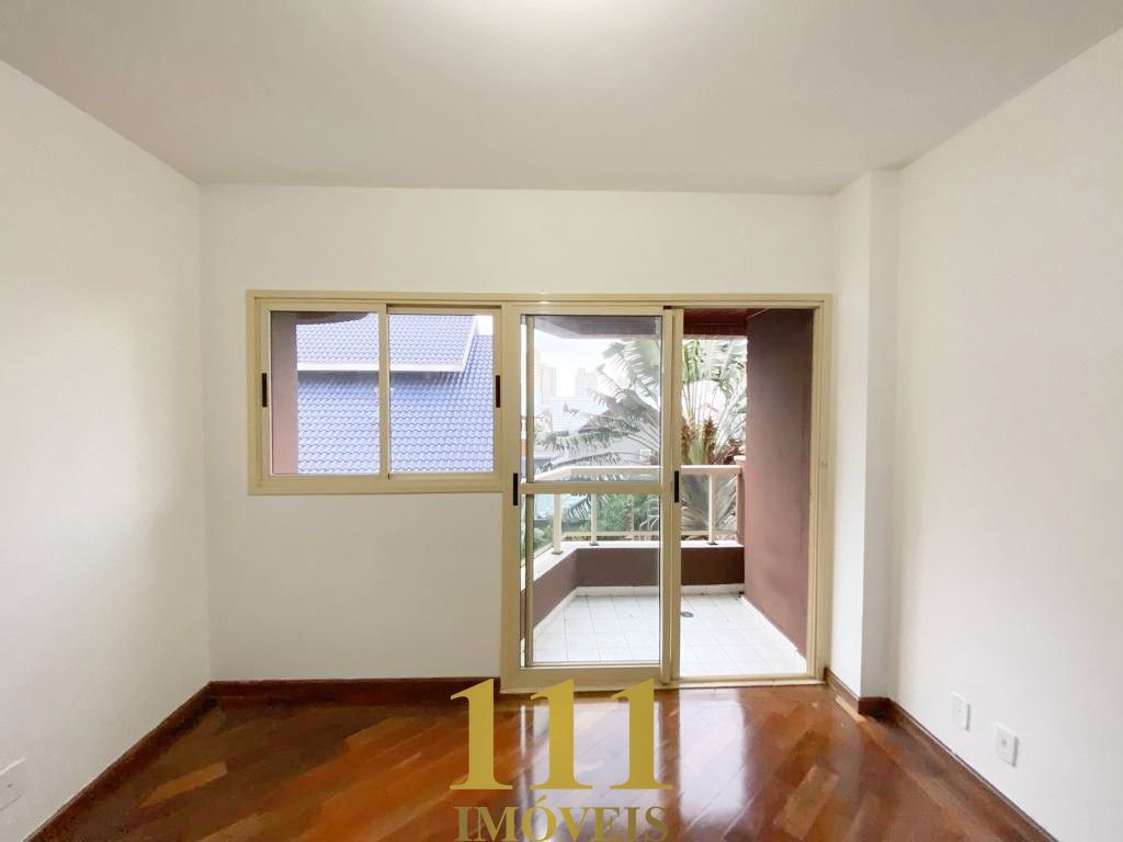 Apartamento no Edifício New York.