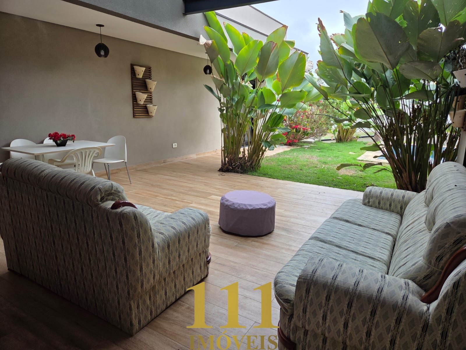 Maravilhosa casa para locação no Reserva do Paratehy.